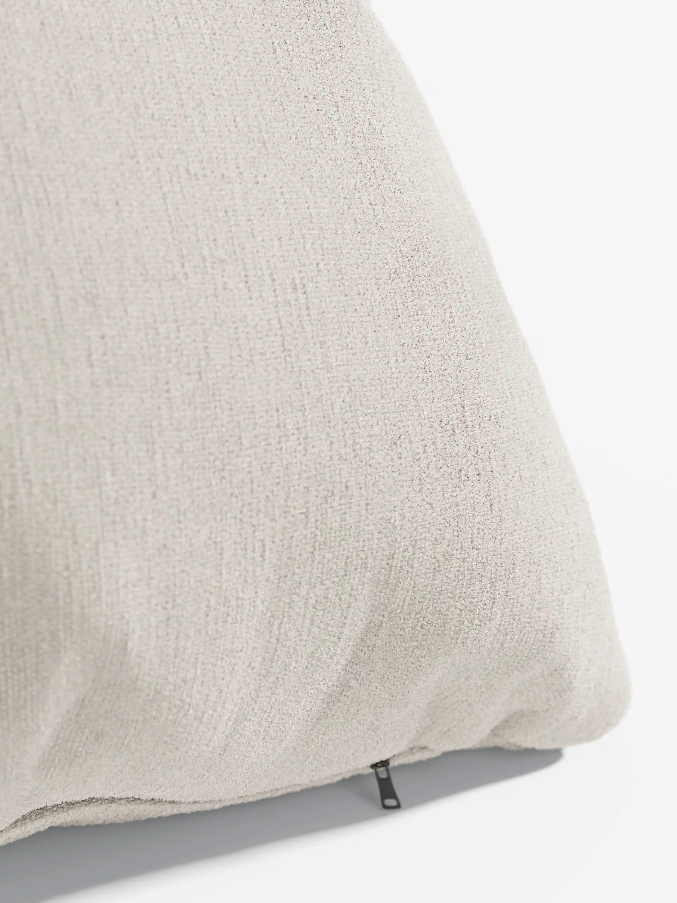 Bolero decorative square padded cushion 45x45 cm in stain-resistant velvet-effect fabric
