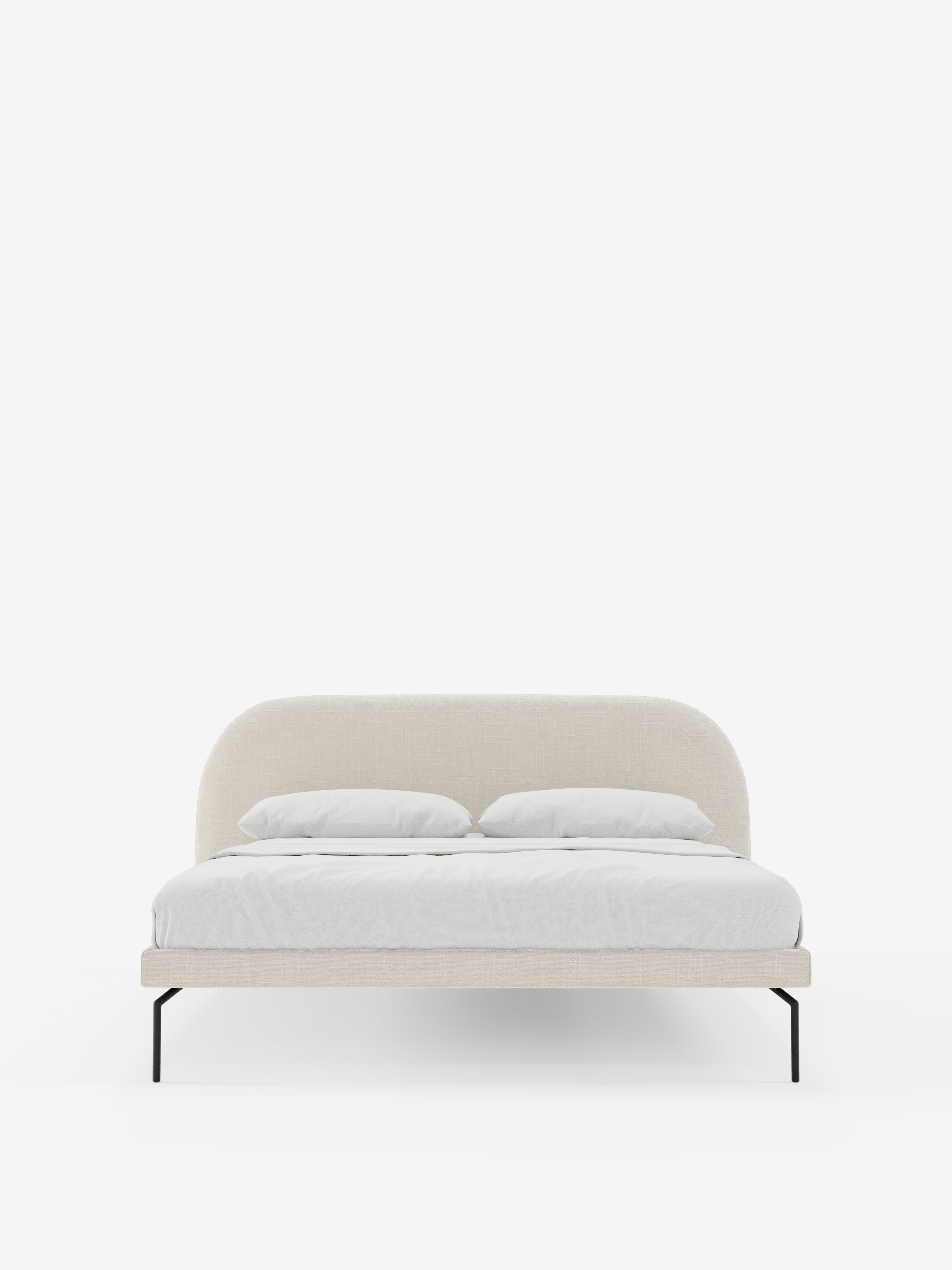 Soleil Cama acolchada de diseño con patas de metal y tejido jacquard antimanchas