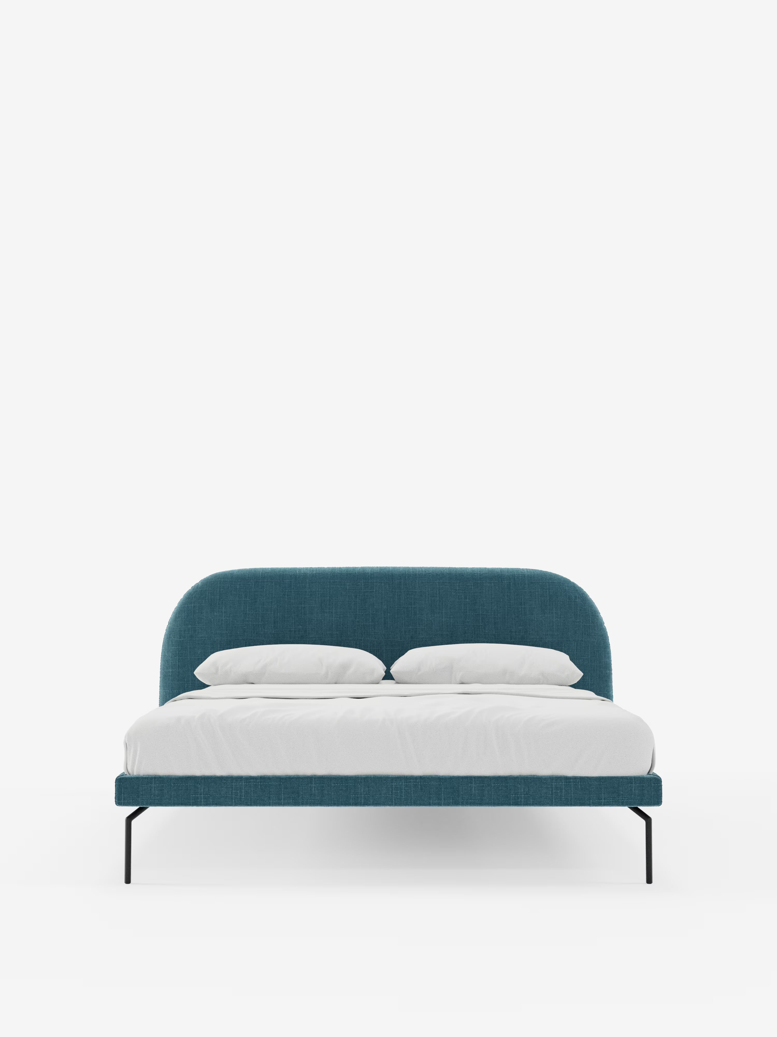 Soleil Cama acolchada de diseño con patas de metal y tejido jacquard antimanchas