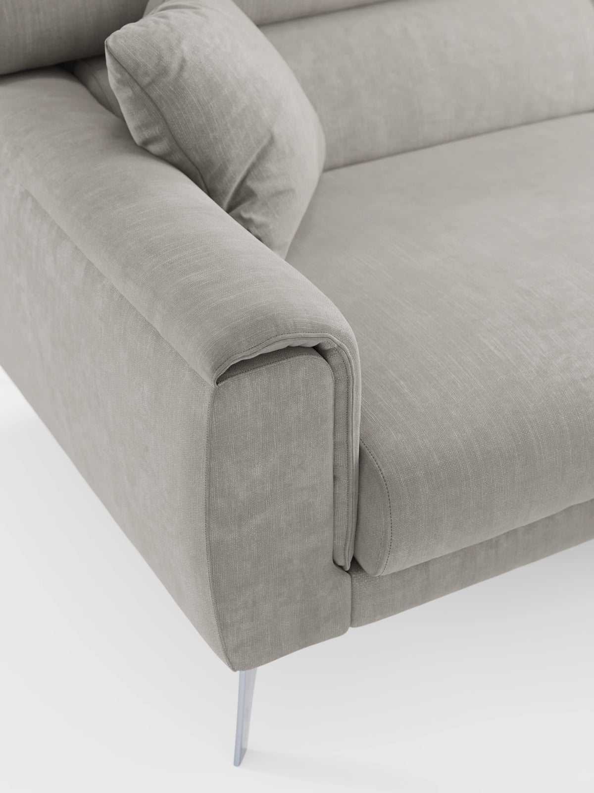 Caravaggio Sofa für 2 oder 3 Personen mit ausziehbaren Sitzen und verstellbaren Kopfstützen aus fleckenabweisendem Stoff