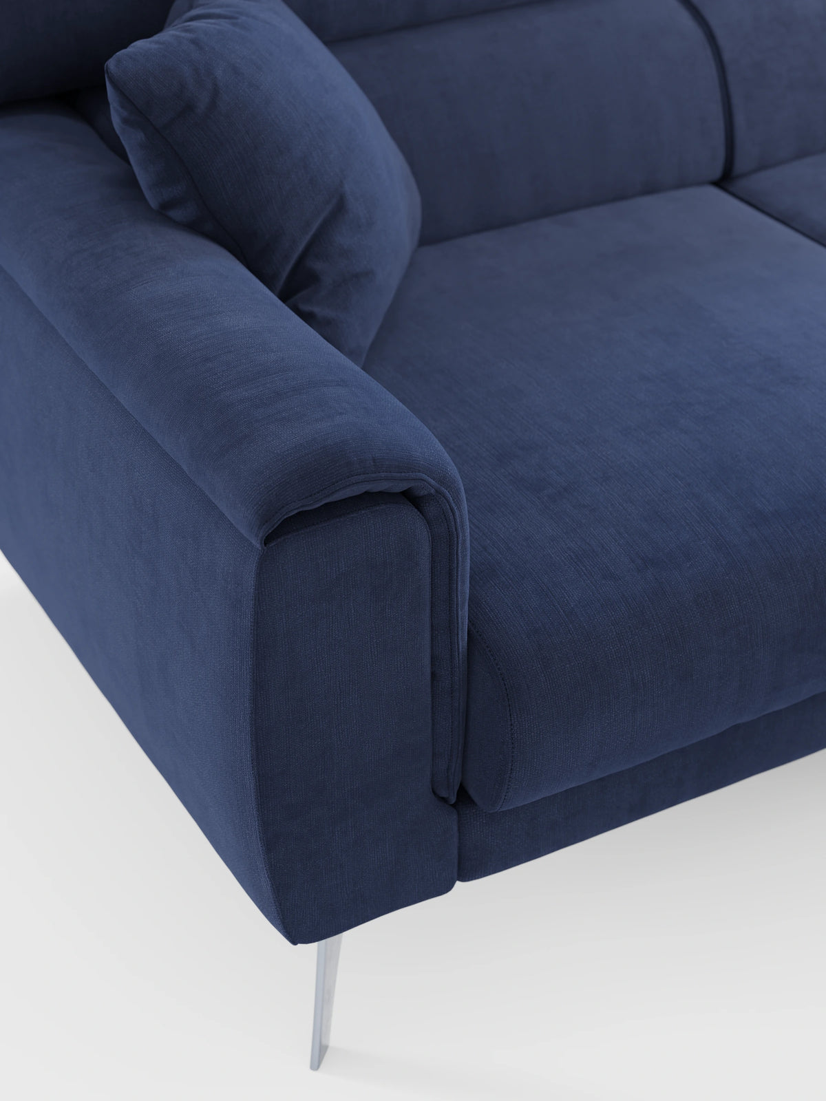 Caravaggio Sofa für 4 Personen mit drei ausziehbaren Sitzen und verstellbaren Kopfstützen aus fleckenabweisendem Stoff