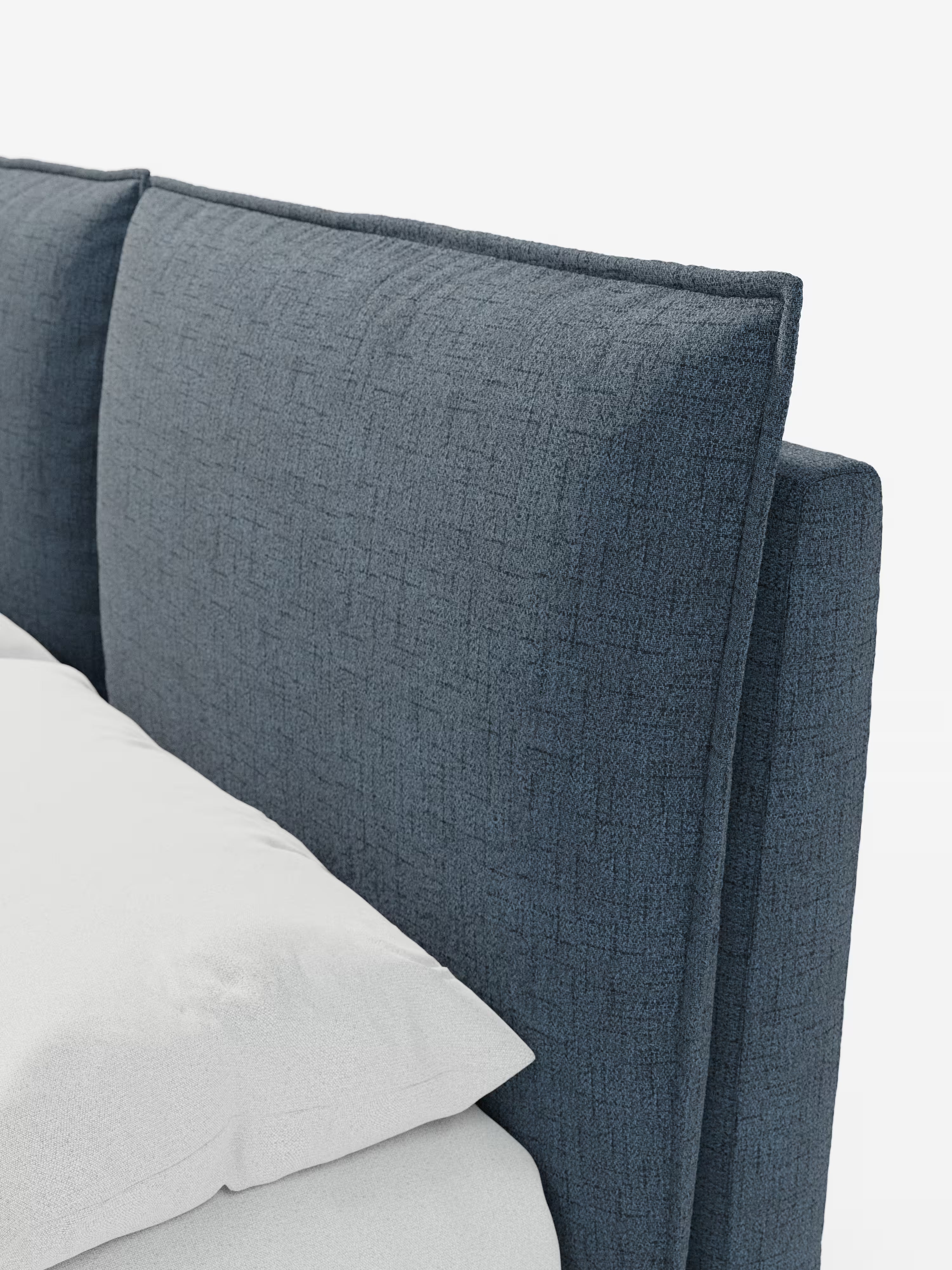 Cloe Cama acolchada de diseño elegante con patas de metal y tejido flameado impermeable