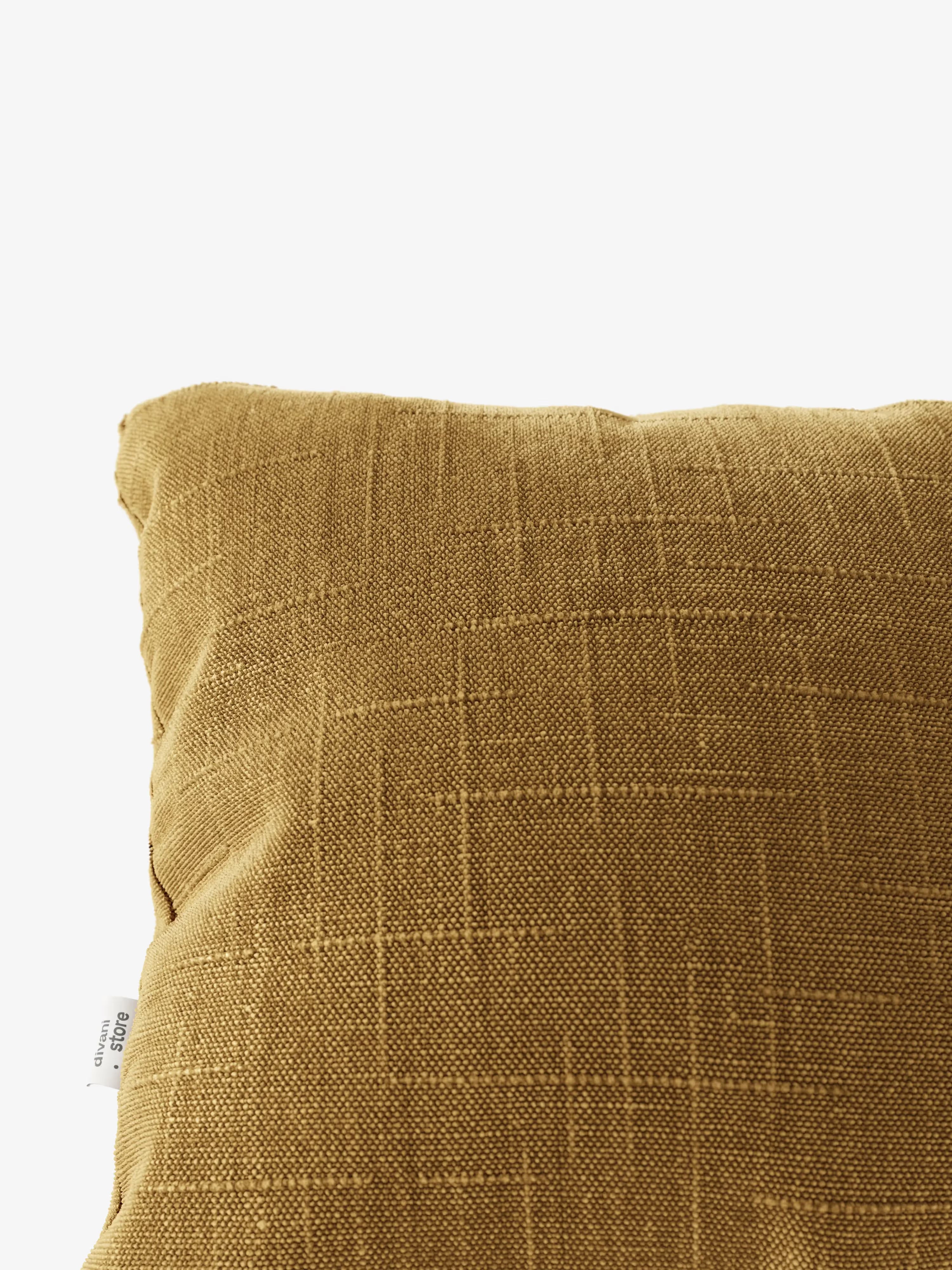 Kimono Decorative square padded cushion 45x45 in stain-resistant and water-repellent jacquard fabric