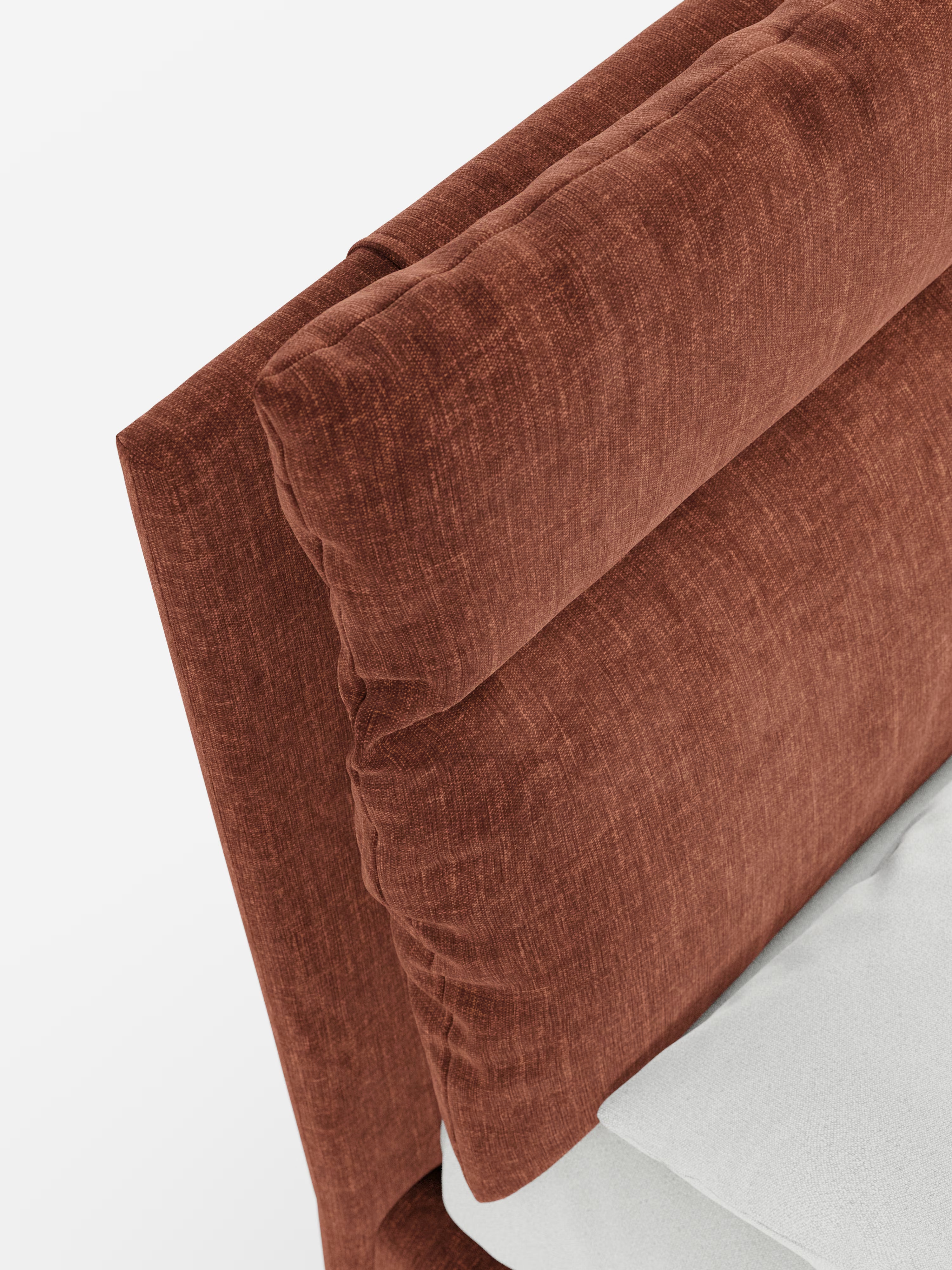 Jerry Upholstered storage bed with reclining cushions in stain-resistant chenille fabric Quick-Clean