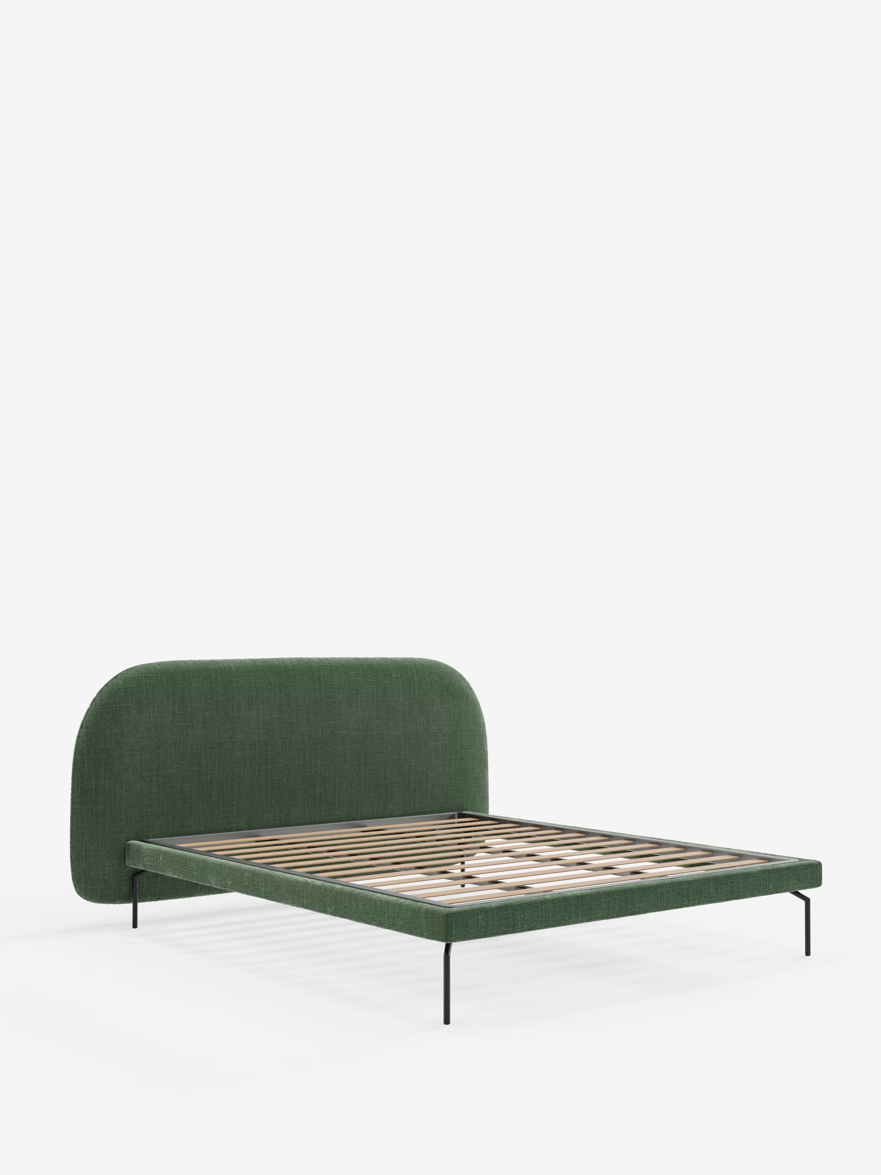 Soleil Cama acolchada de diseño con patas de metal y tejido jacquard antimanchas