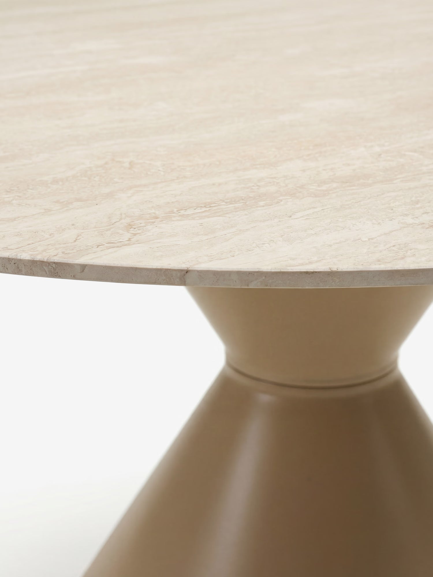 Annecy Mesa redonda ø120 cm en cerámica efecto travertino y base de acero color arena