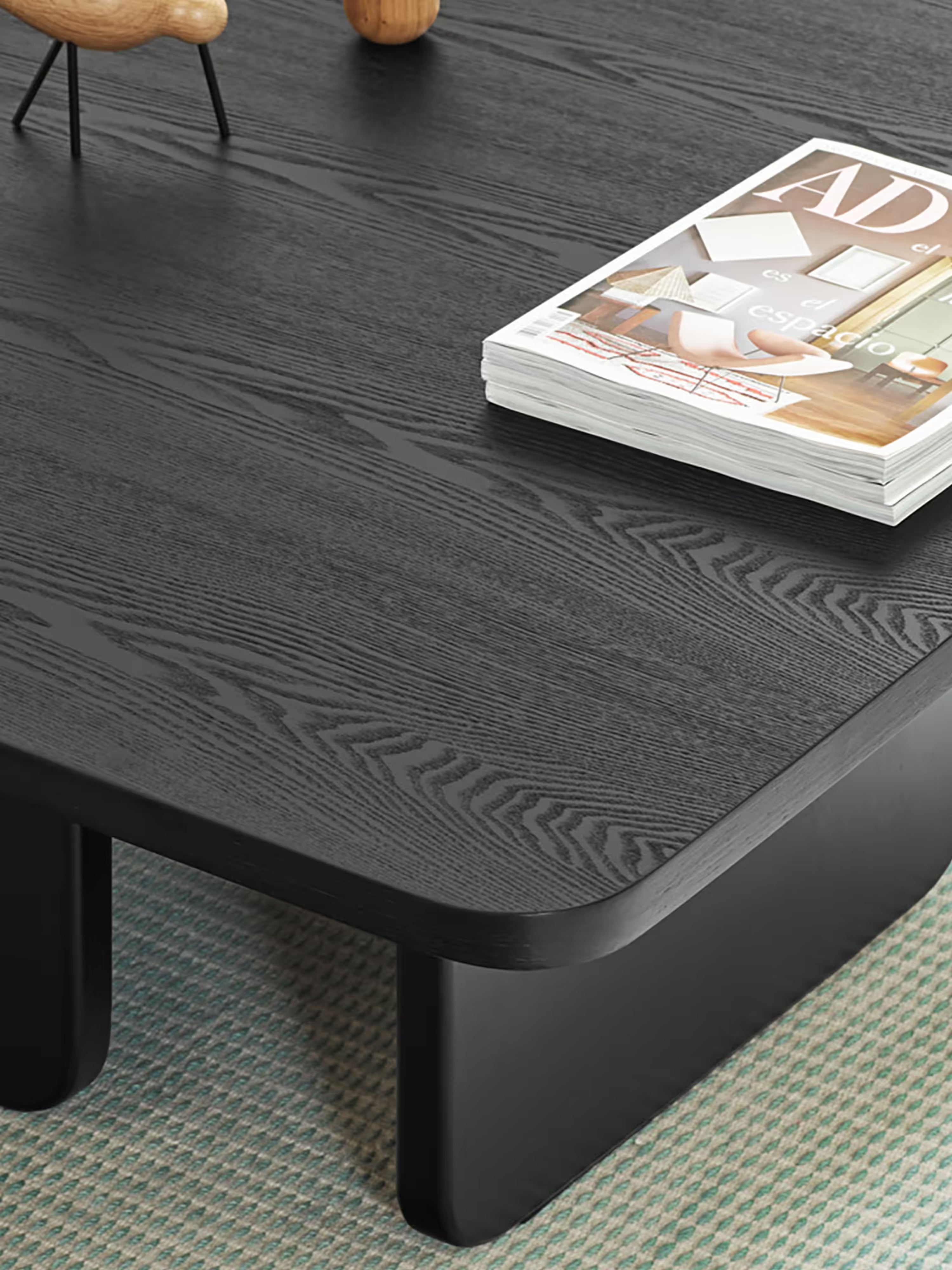 ARQ Square coffee table 100×100 cm in natural or black ash