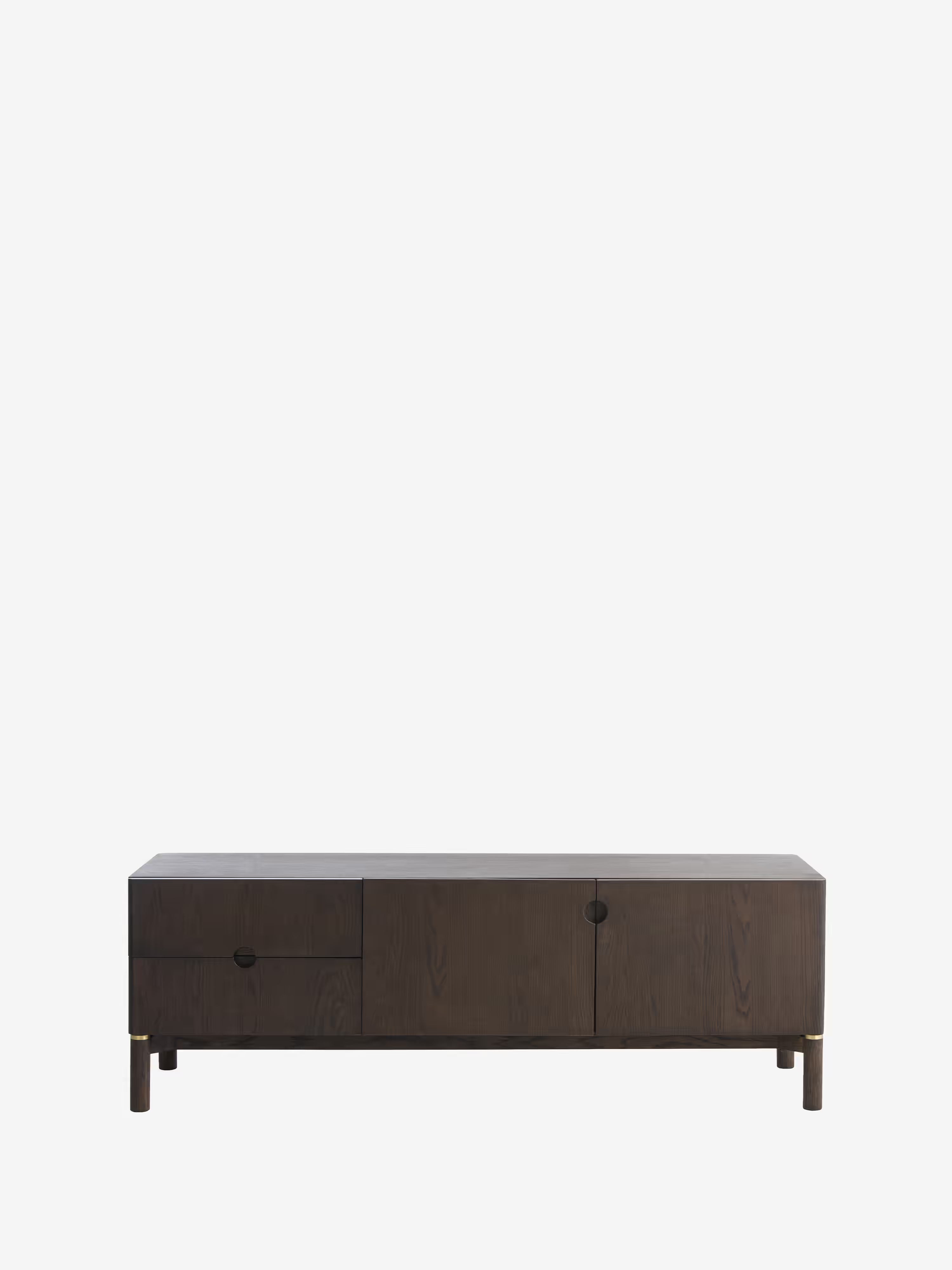 Mueble TV Arun en madera maciza oscura y acabados de latón 160 x 55 cm