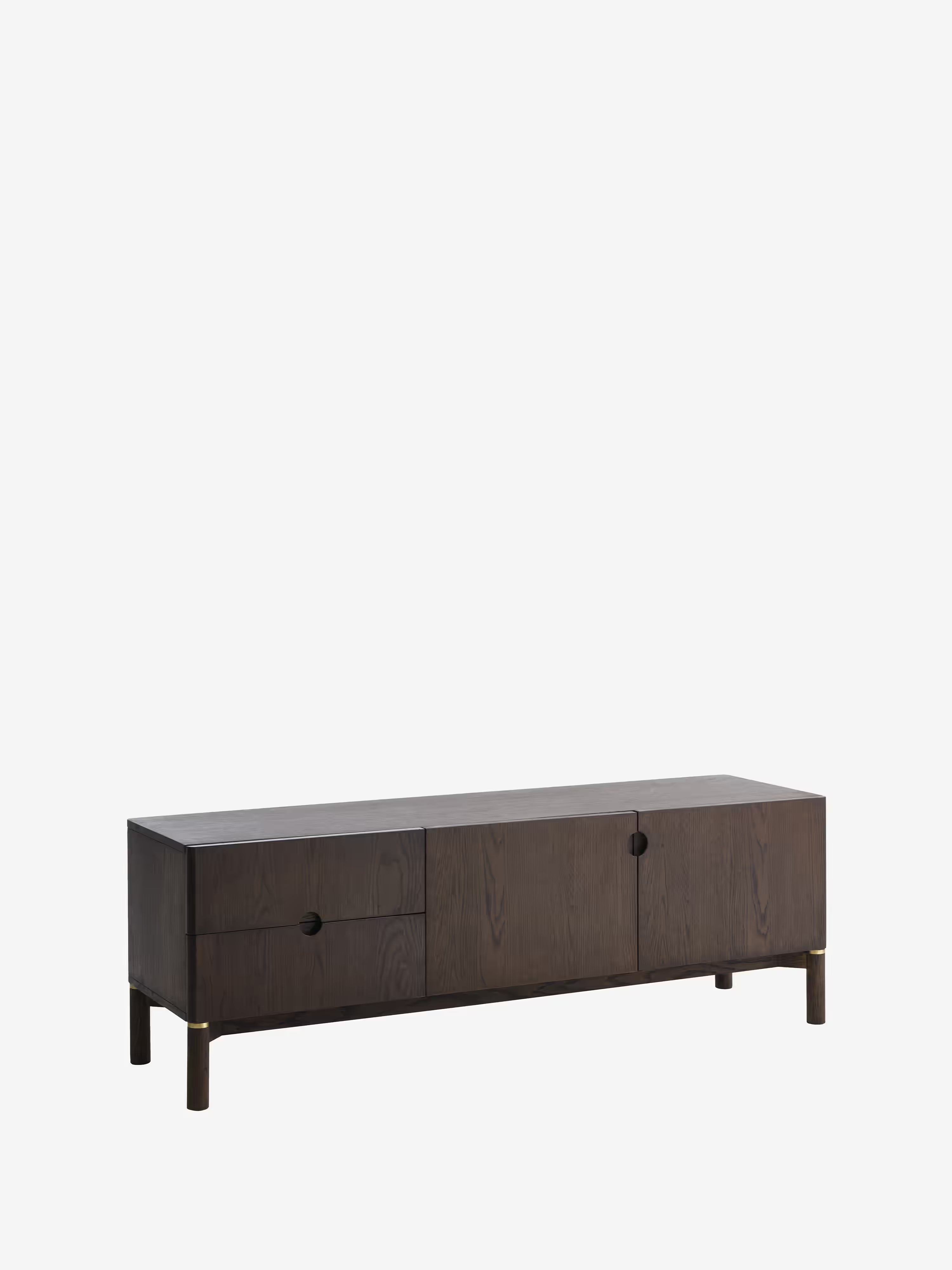 Mueble TV Arun en madera maciza oscura y acabados de latón 160 x 55 cm