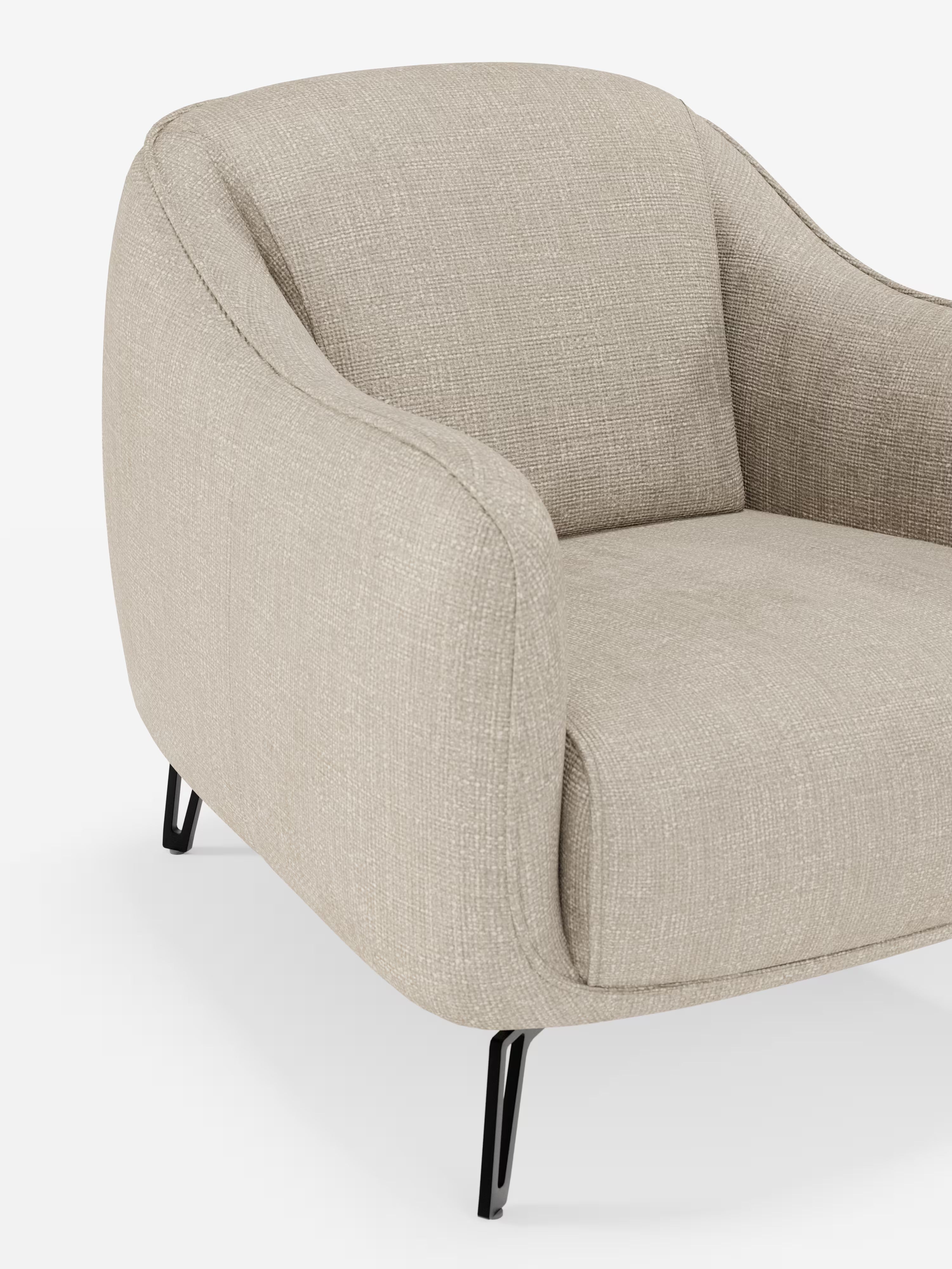 Avela poltroncina moderna dal comfort avvolgente in tessuto impermeabile