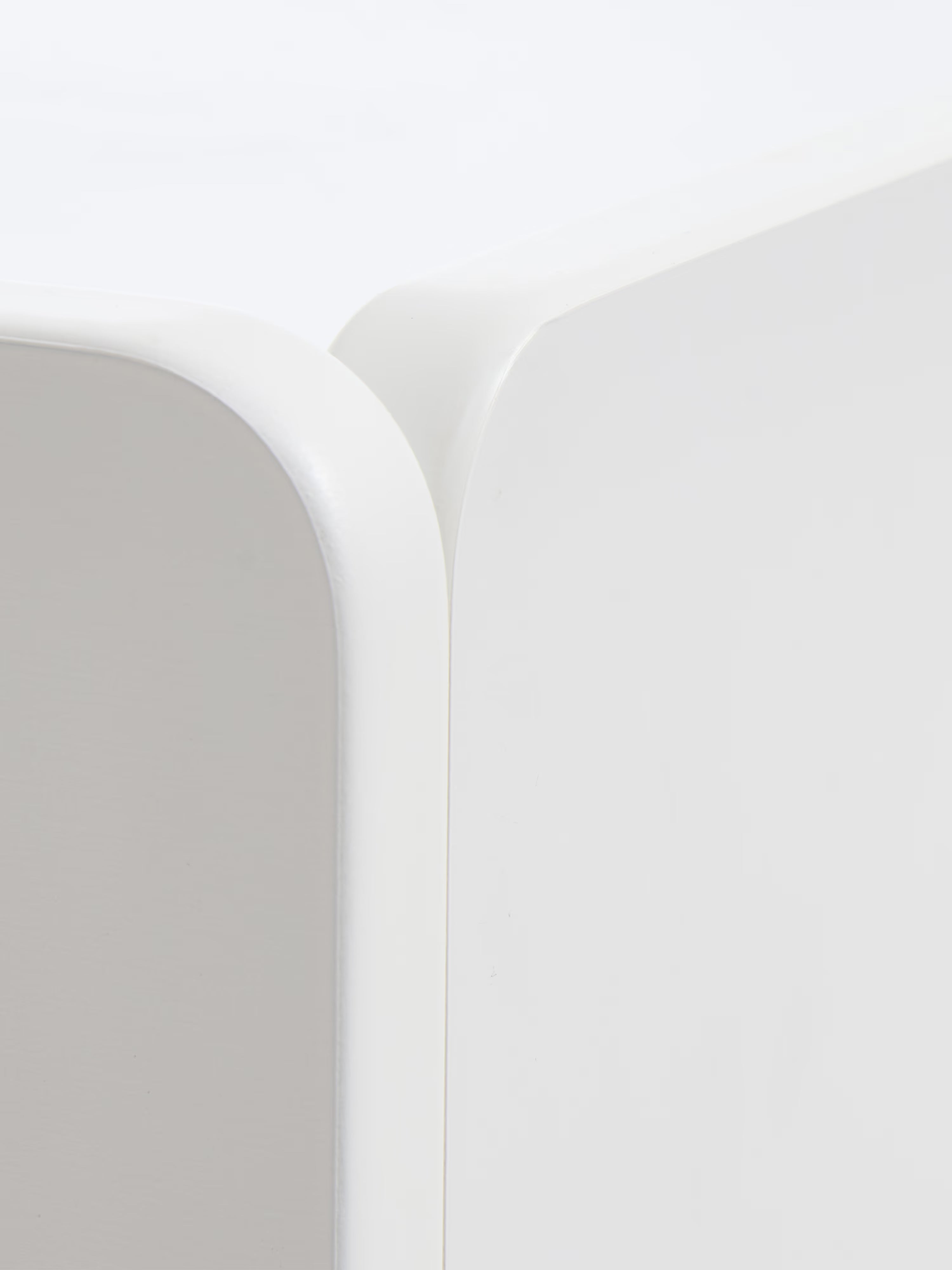 Bera TV unit in white lacquered MDF with rounded edges – modern design 160 x 45 cm