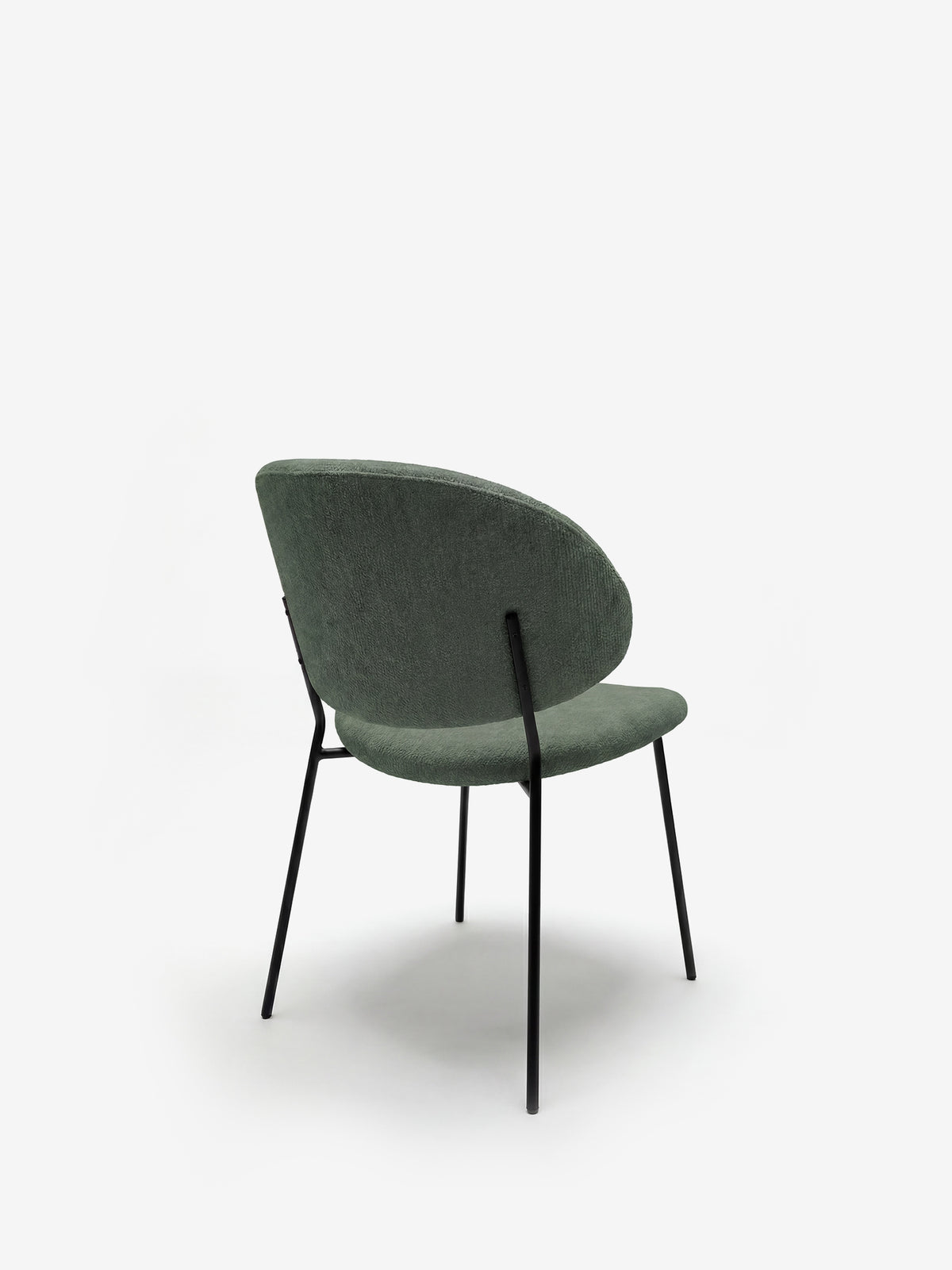 Bruma chair in elegant grey fabric with black metal legs - minimalist design and wraparound backrest