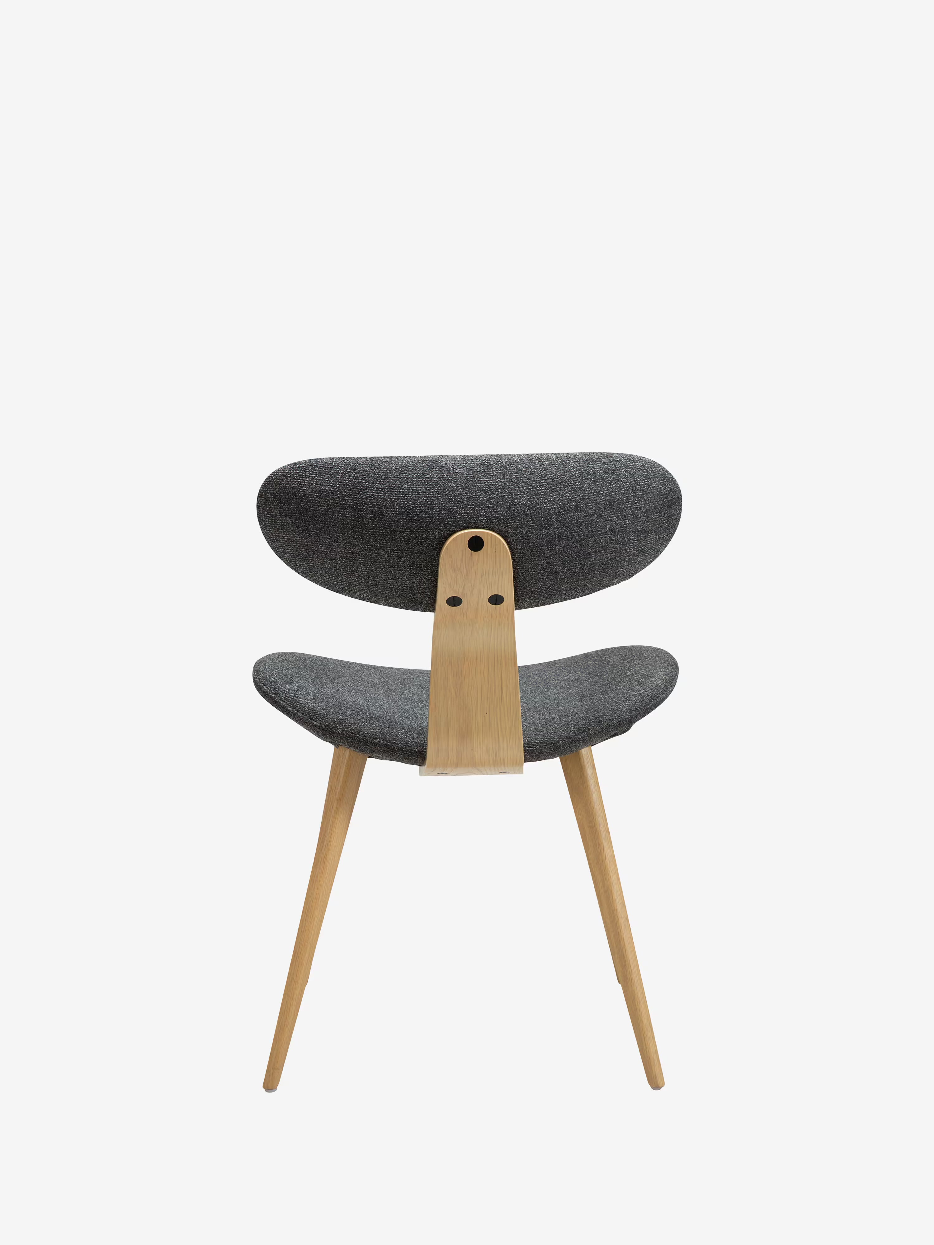 Buckle Chaise en bouclé avec pieds en bois massif - design scandinave futuriste