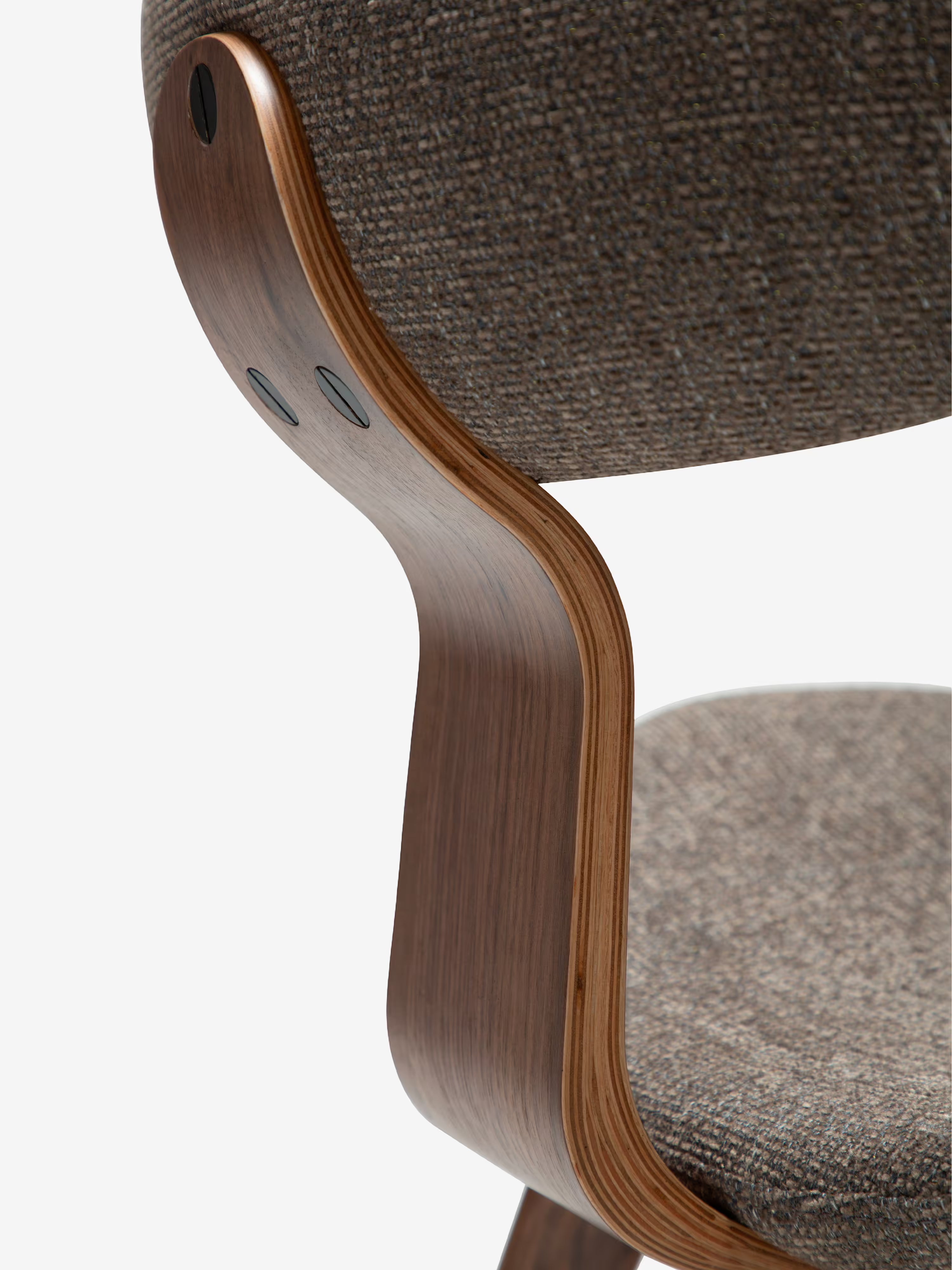 Buckle Chaise en bouclé avec pieds en bois massif - design scandinave futuriste