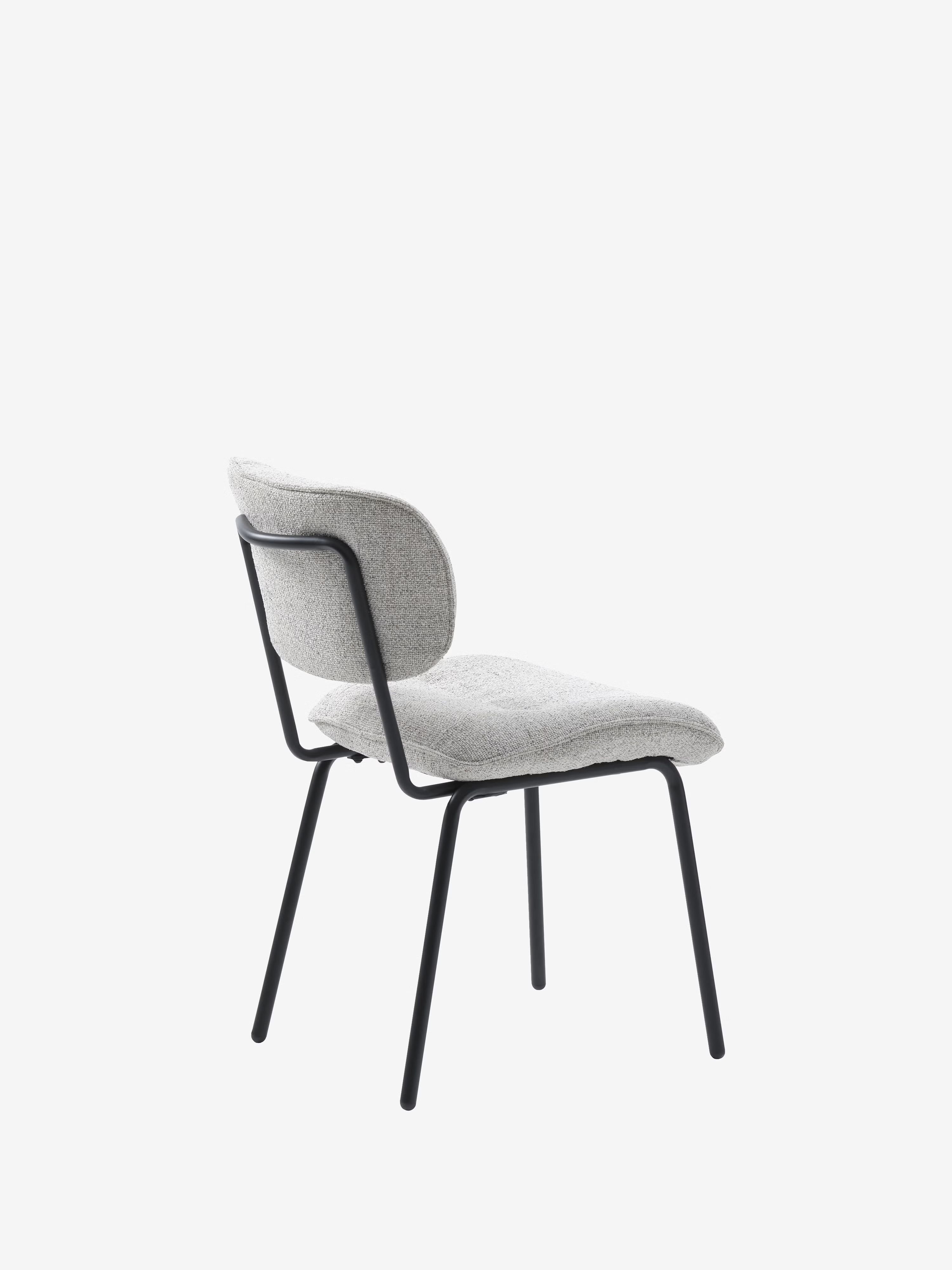 Chaise Buffalo en tissu bouclé mélangé avec base en métal noir