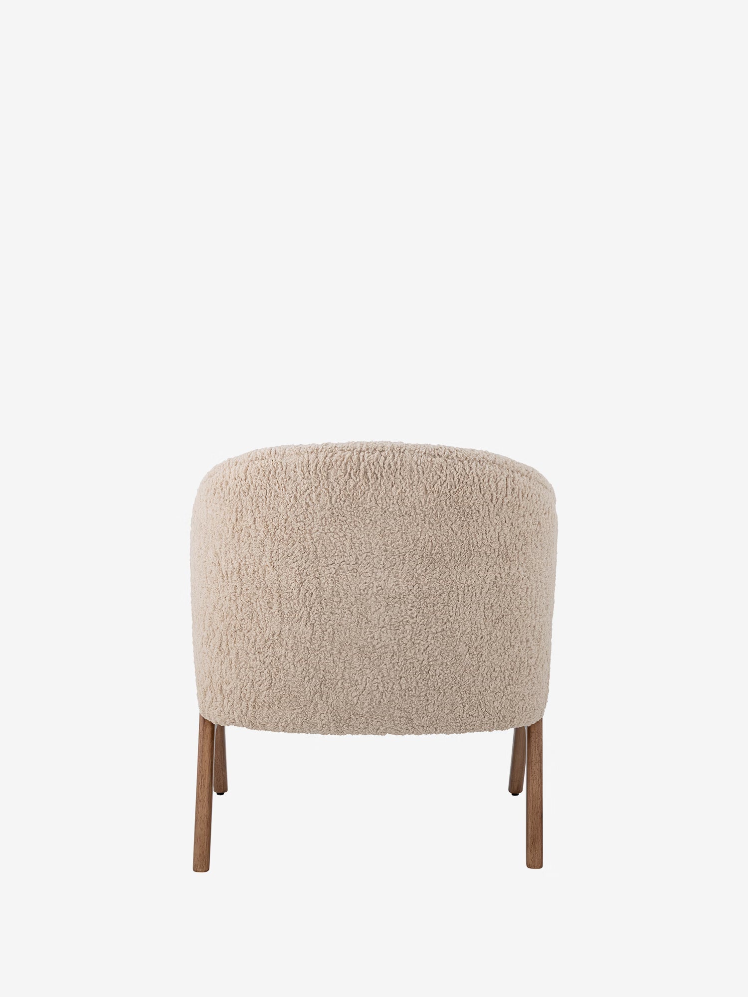 Camino Poltroncina lounge in tessuto teddy panna con struttura in legno di caucciù FSC®