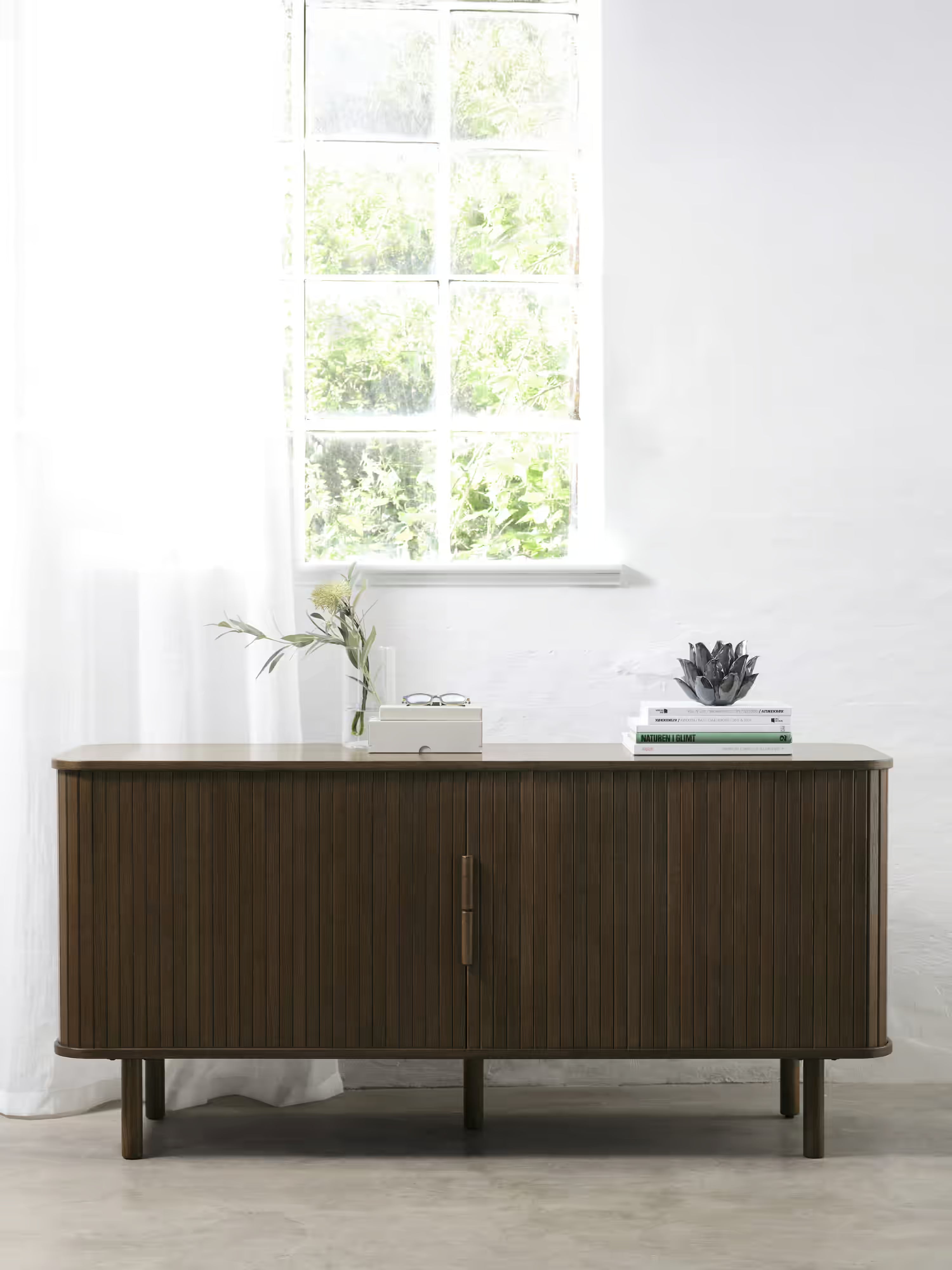 Cavo aparador de roble marrón ahumado - aparador de estilo escandinavo 160 x 70 cm