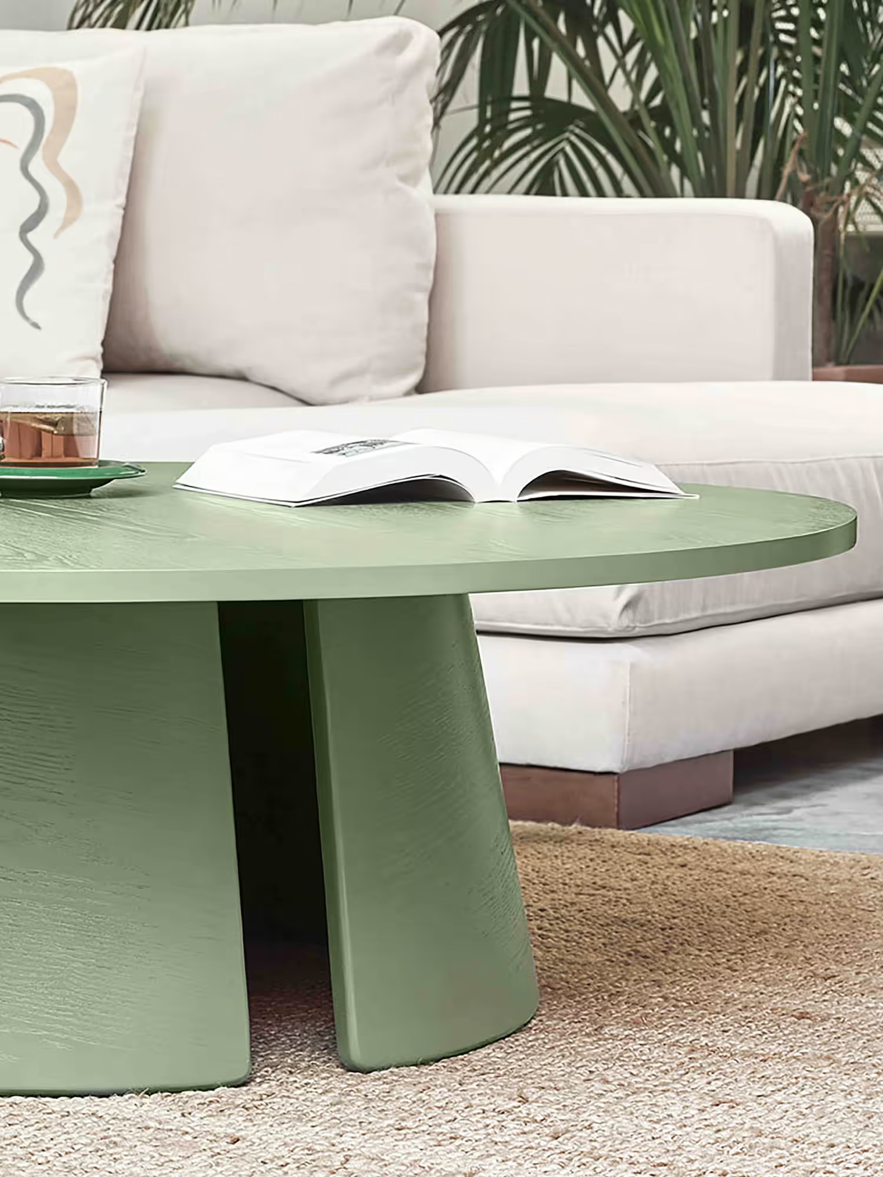 Cep Low Coffee Table in Curved Green Wood – Minimalist Design 110 x 36 cm