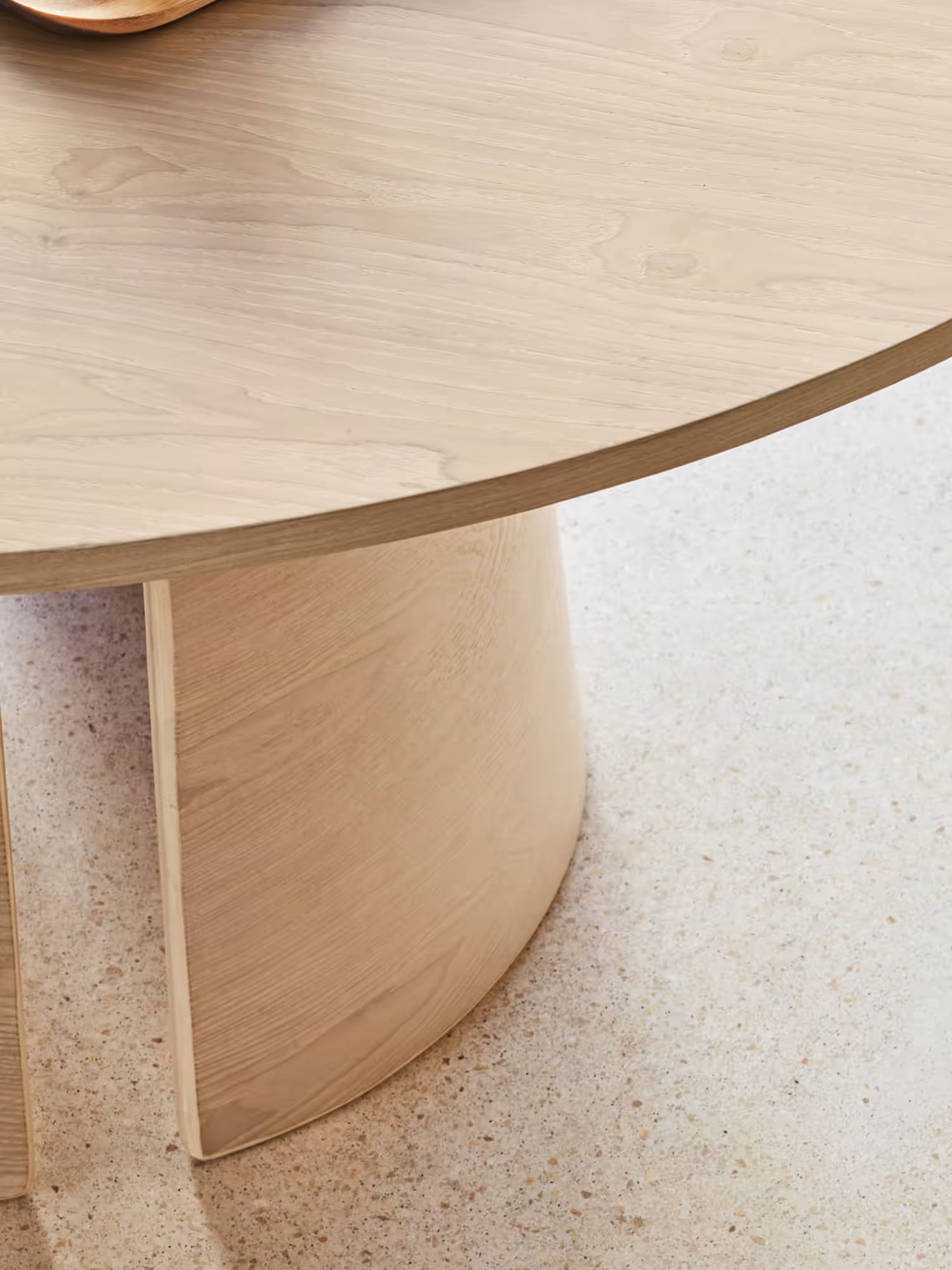 Cep mesa de comedor redonda - roble claro y madera curvada Ø 137 cm