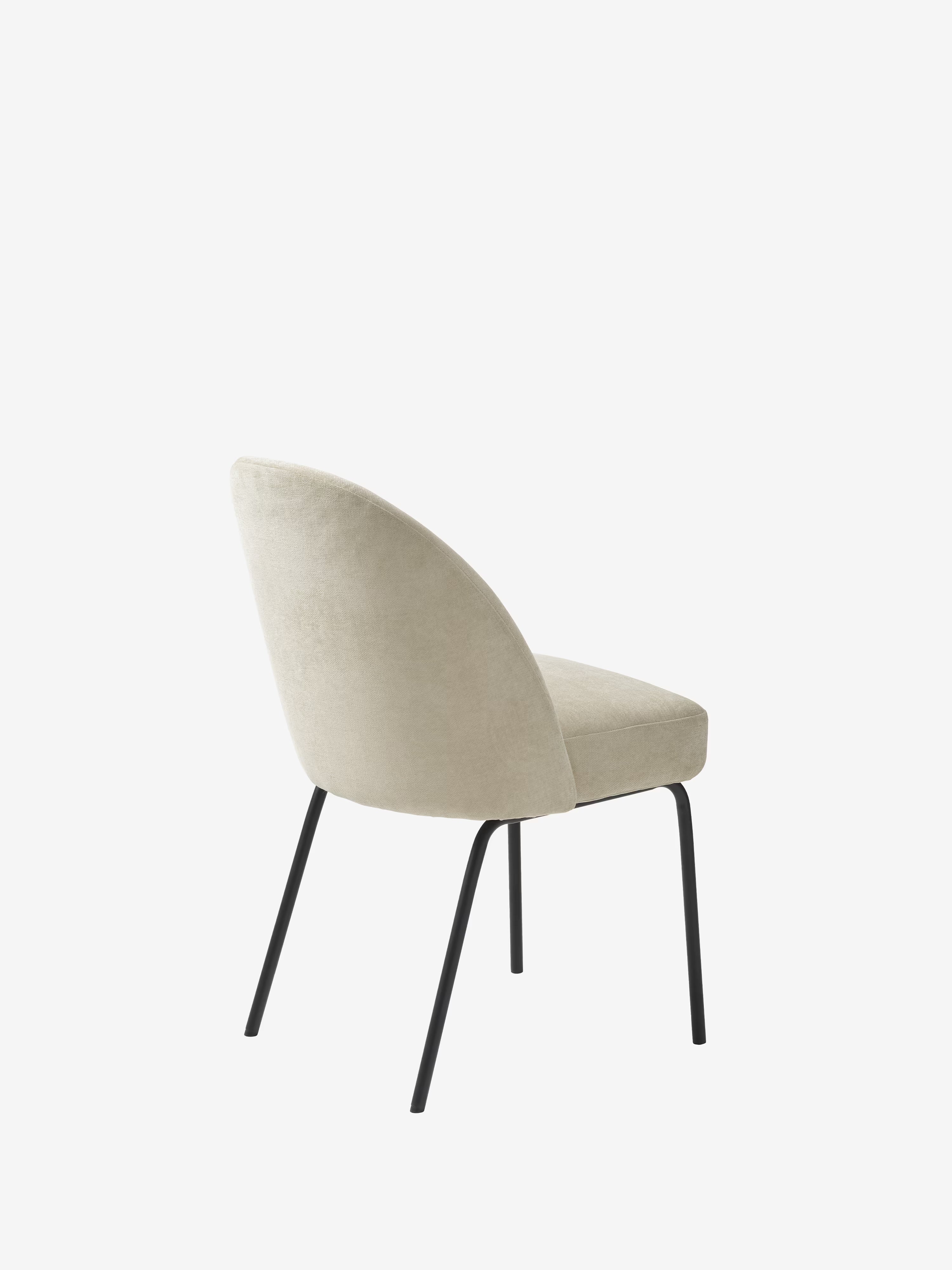 Creston Chaise rembourrée en tissu avec pieds en métal noir