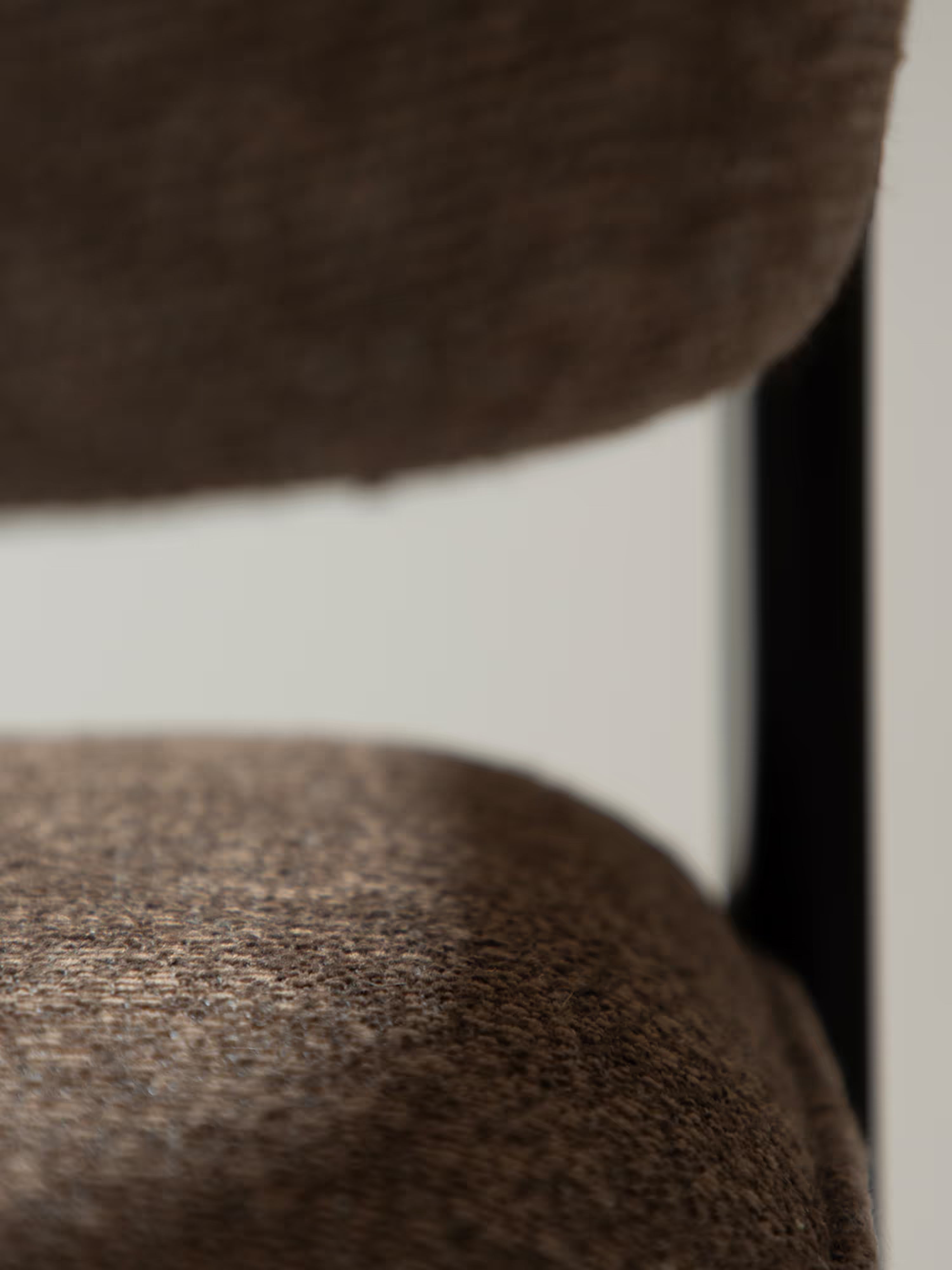 Duct Chaise avec accoudoirs élégante – design raffiné en tissu bouclé et structure en métal