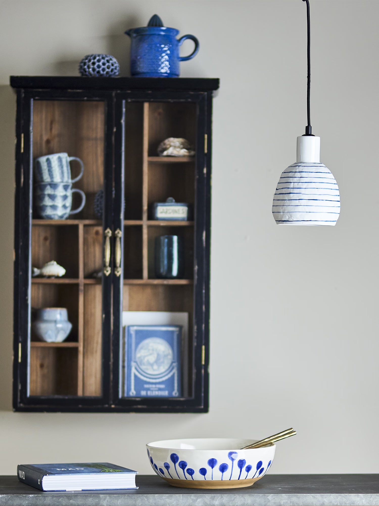 Elga Lámpara colgante de gres blanco decorado a mano de estilo mediterráneo