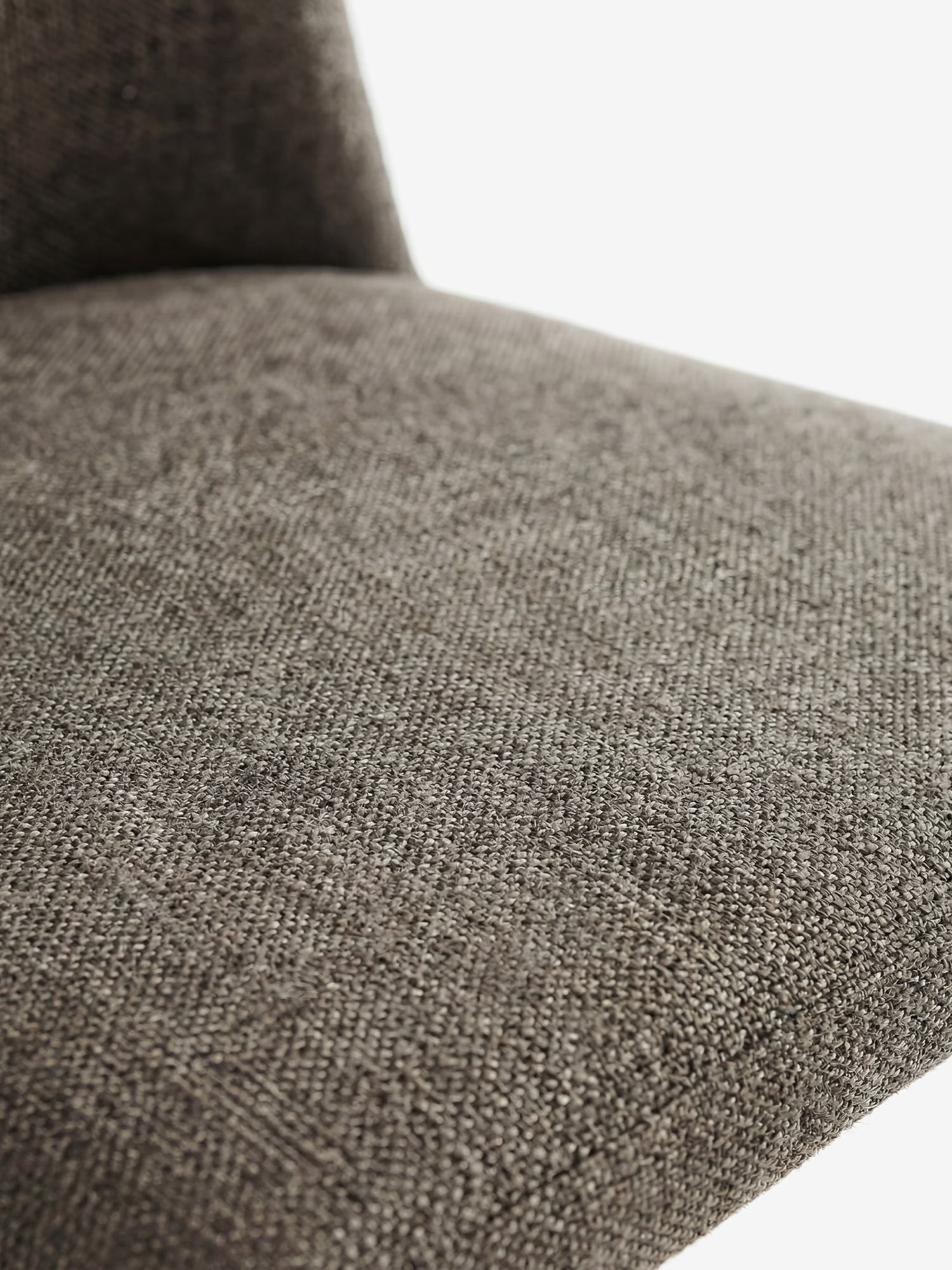 Ettore Chaise rembourrée entièrement recouverte de tissu - design élégant et contemporain