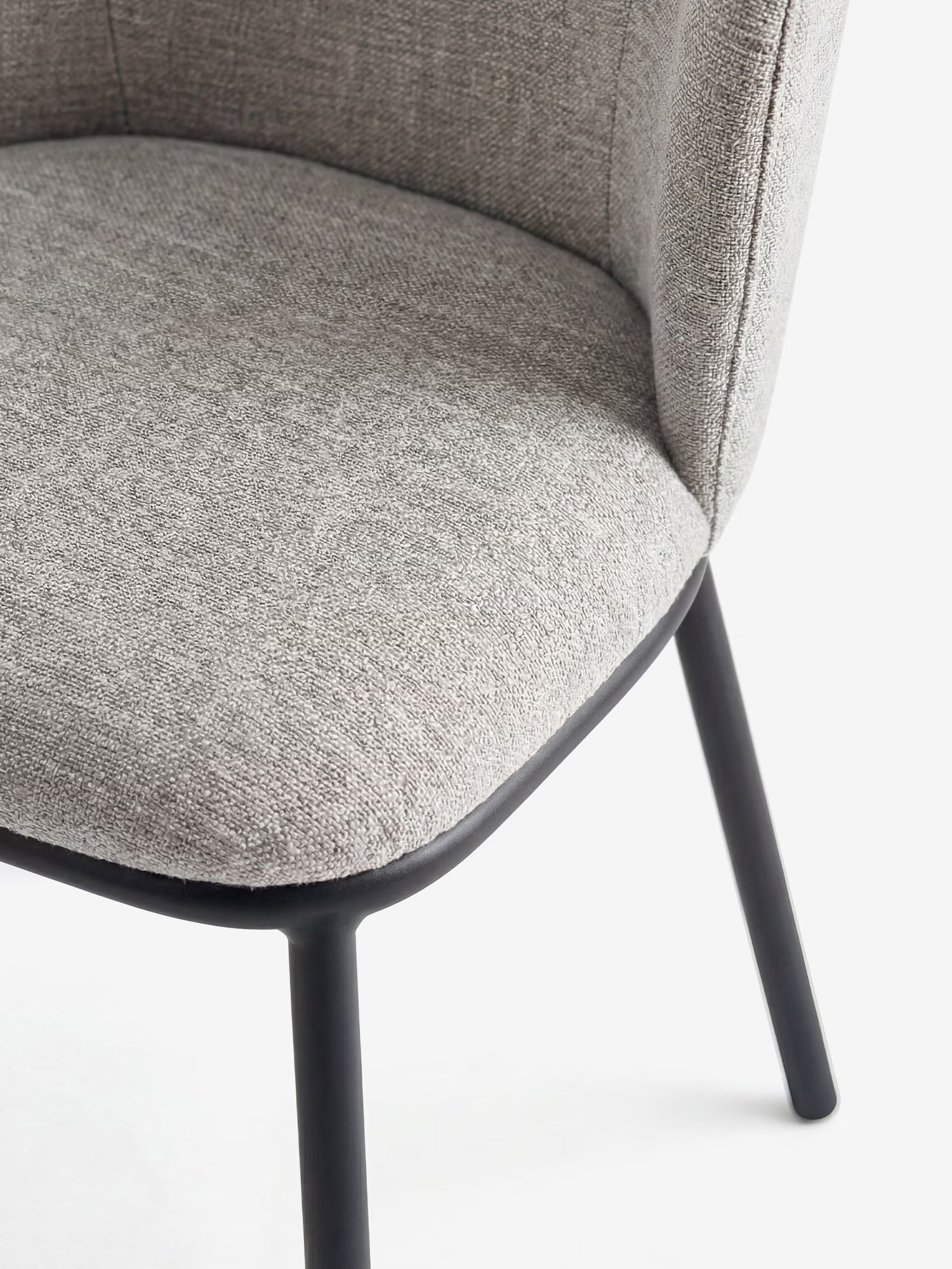 Evissa Chaise rembourrée en tissu avec pieds en métal peint