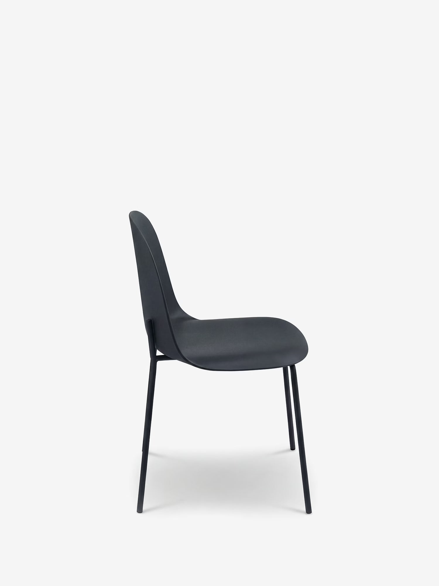 Fox Silla de polipropileno con estructura de metal a juego