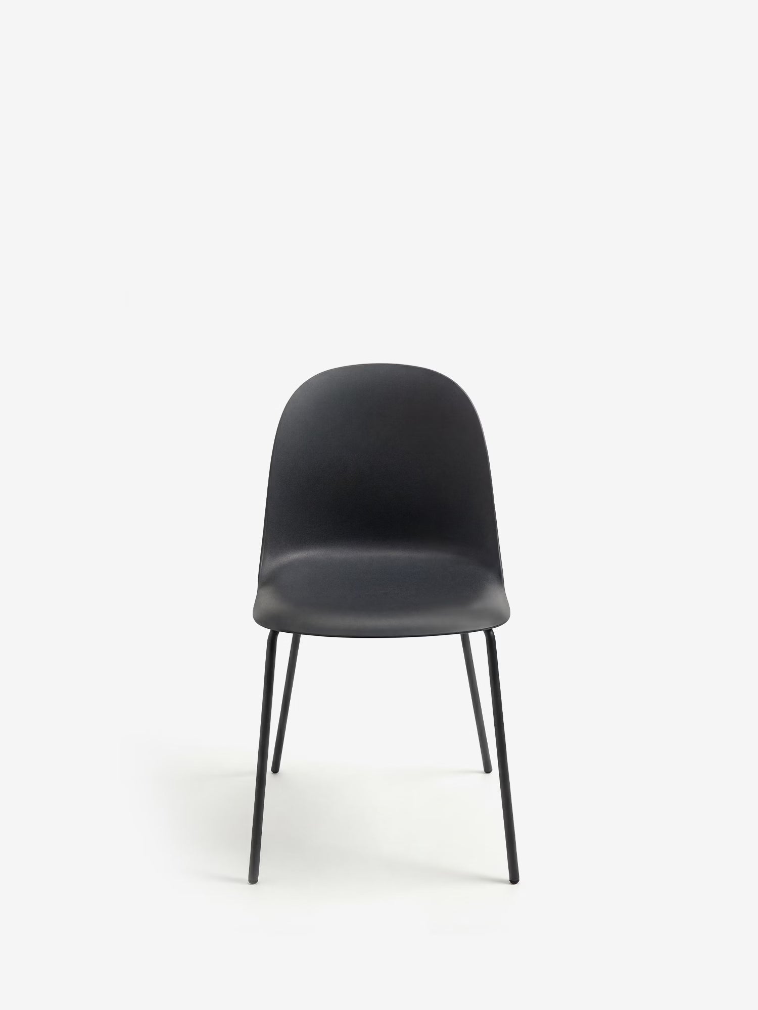Fox Silla de polipropileno con estructura de metal a juego