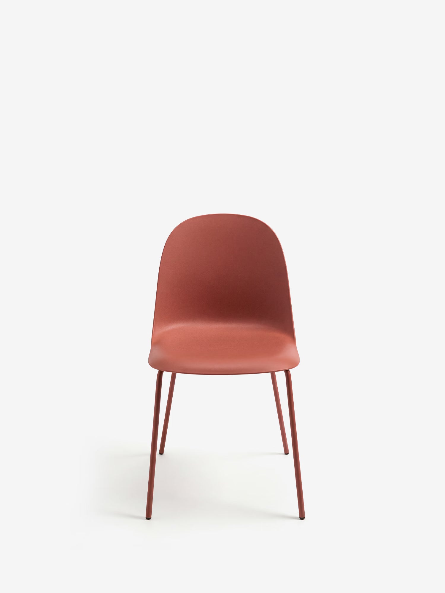 Fox Silla de polipropileno con estructura de metal a juego