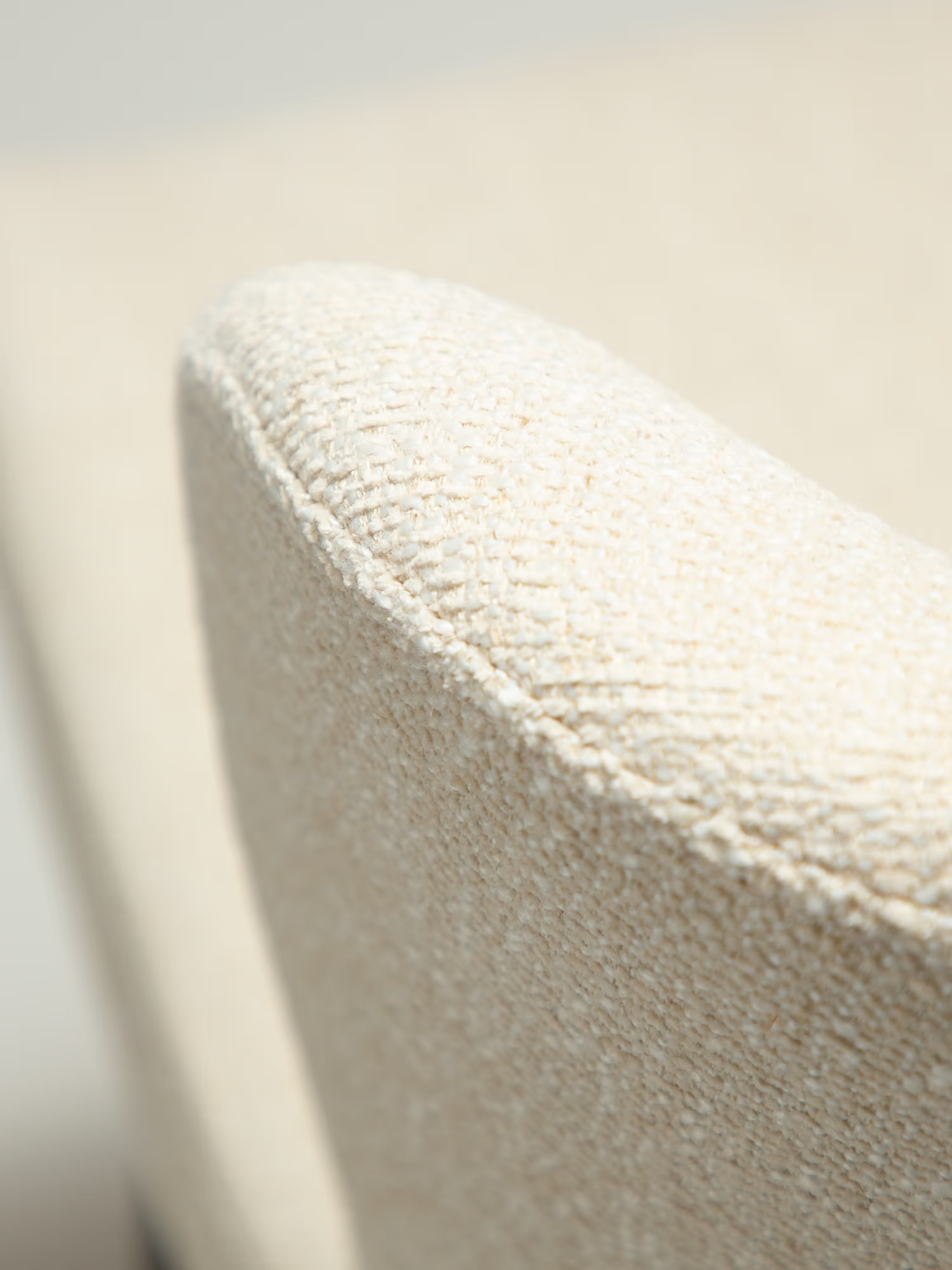 GLAM Chaise pivotante en tissu bouclé avec base en métal - design élégant et minimaliste