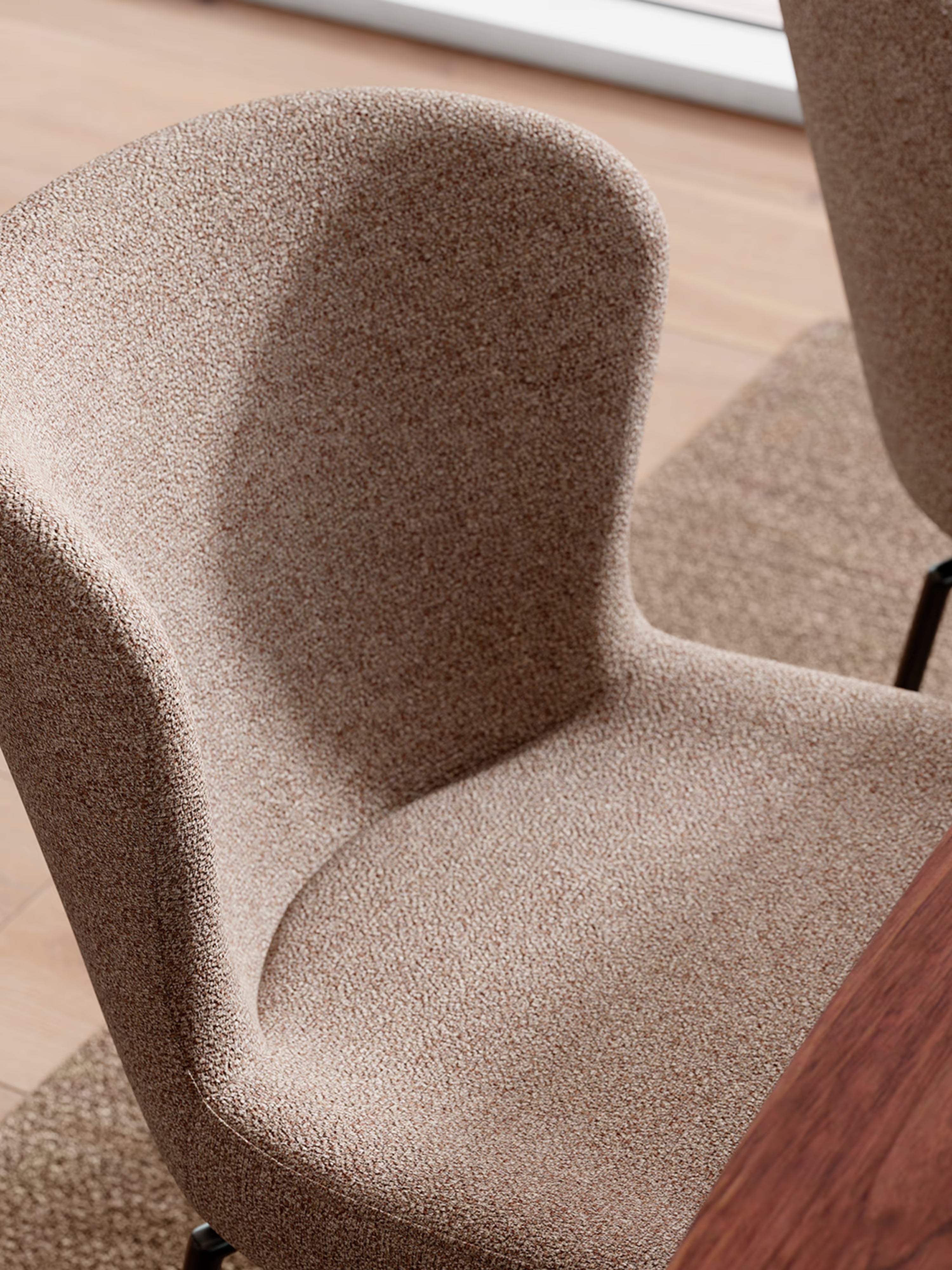 GLAM Chaise en tissu bouclé avec pieds en métal au caractère élégant