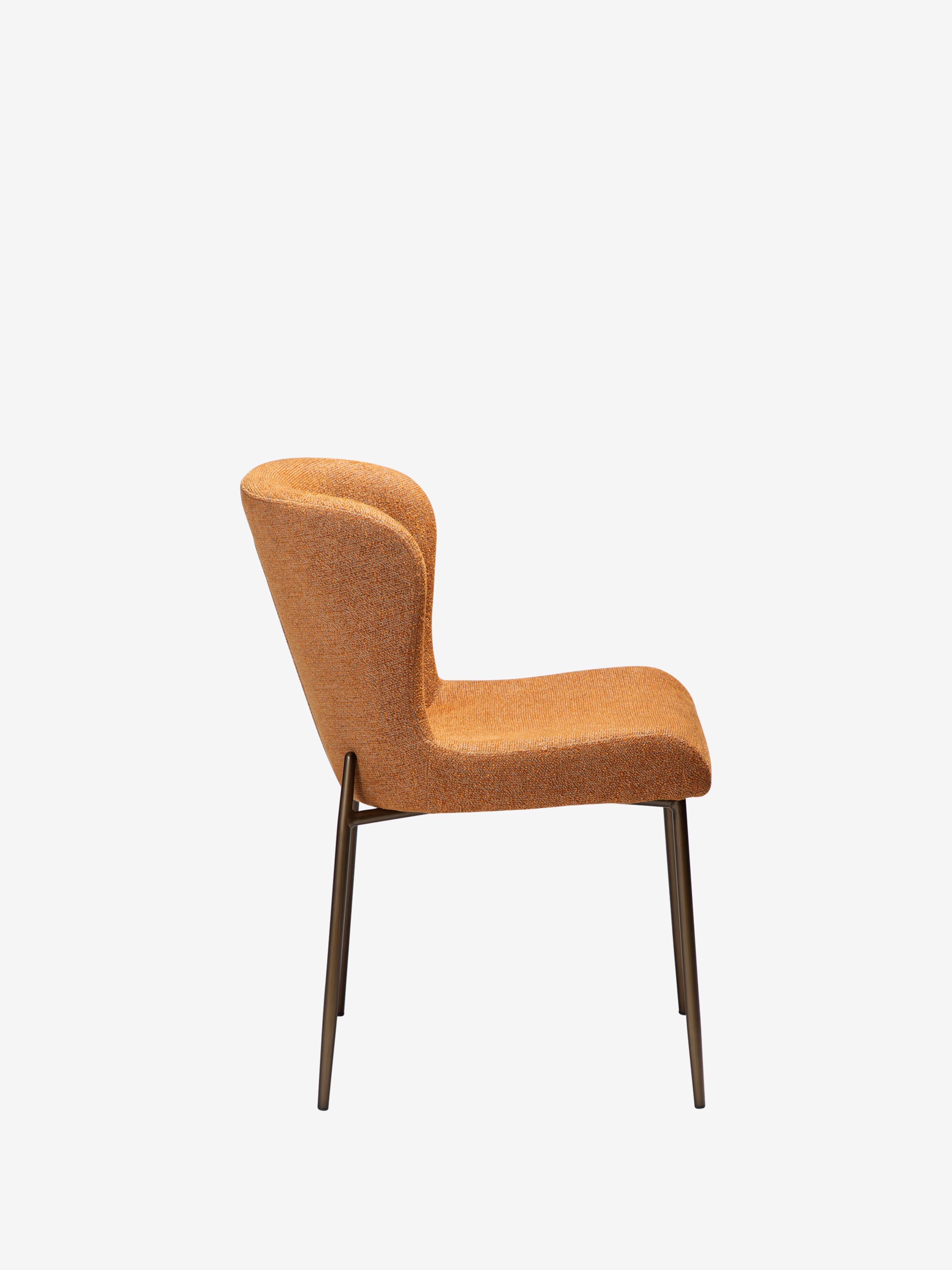 GLAM Chaise en tissu bouclé avec pieds en métal au caractère élégant