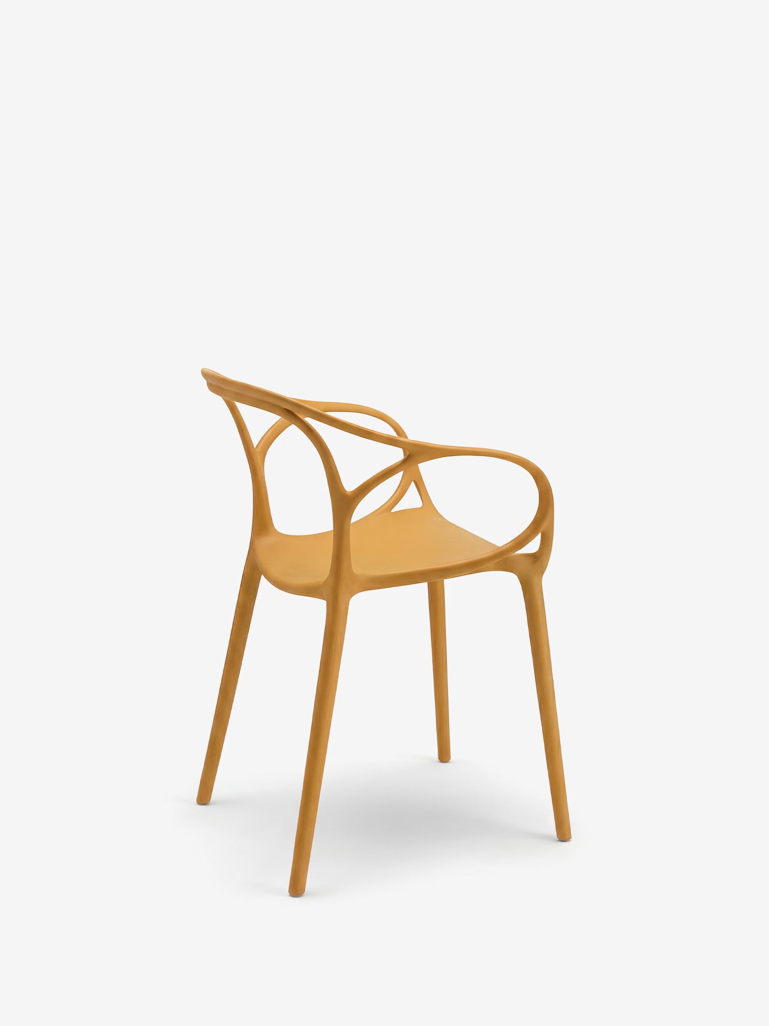 HUG Silla de polipropileno para interior y exterior con diseño escultórico