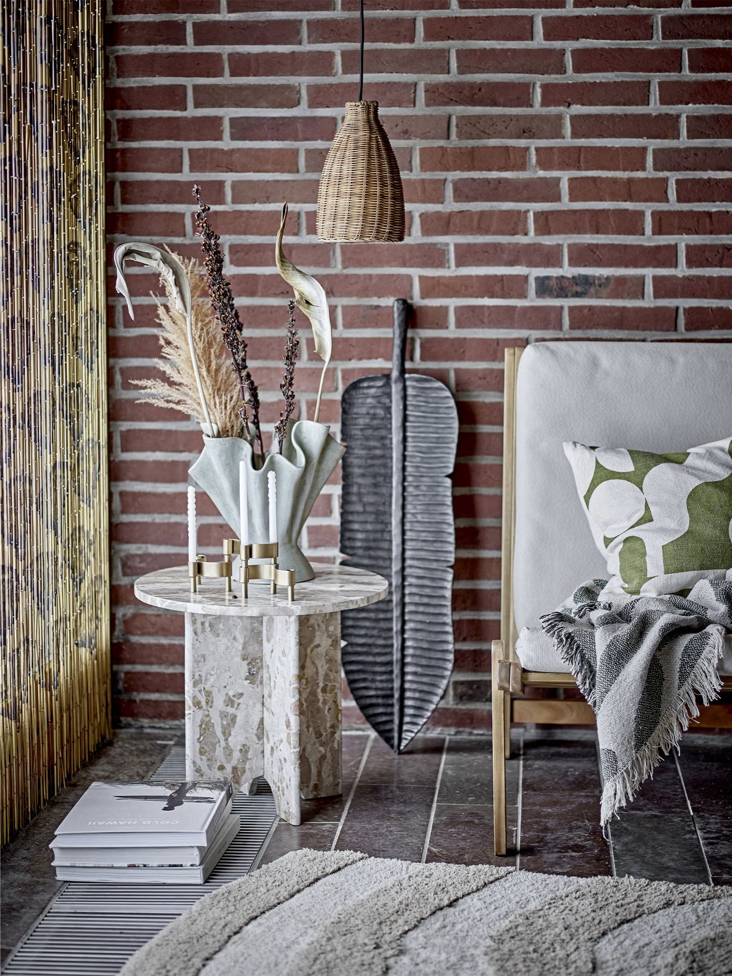 Jasmia Round side table Ø46 in natural brown marble