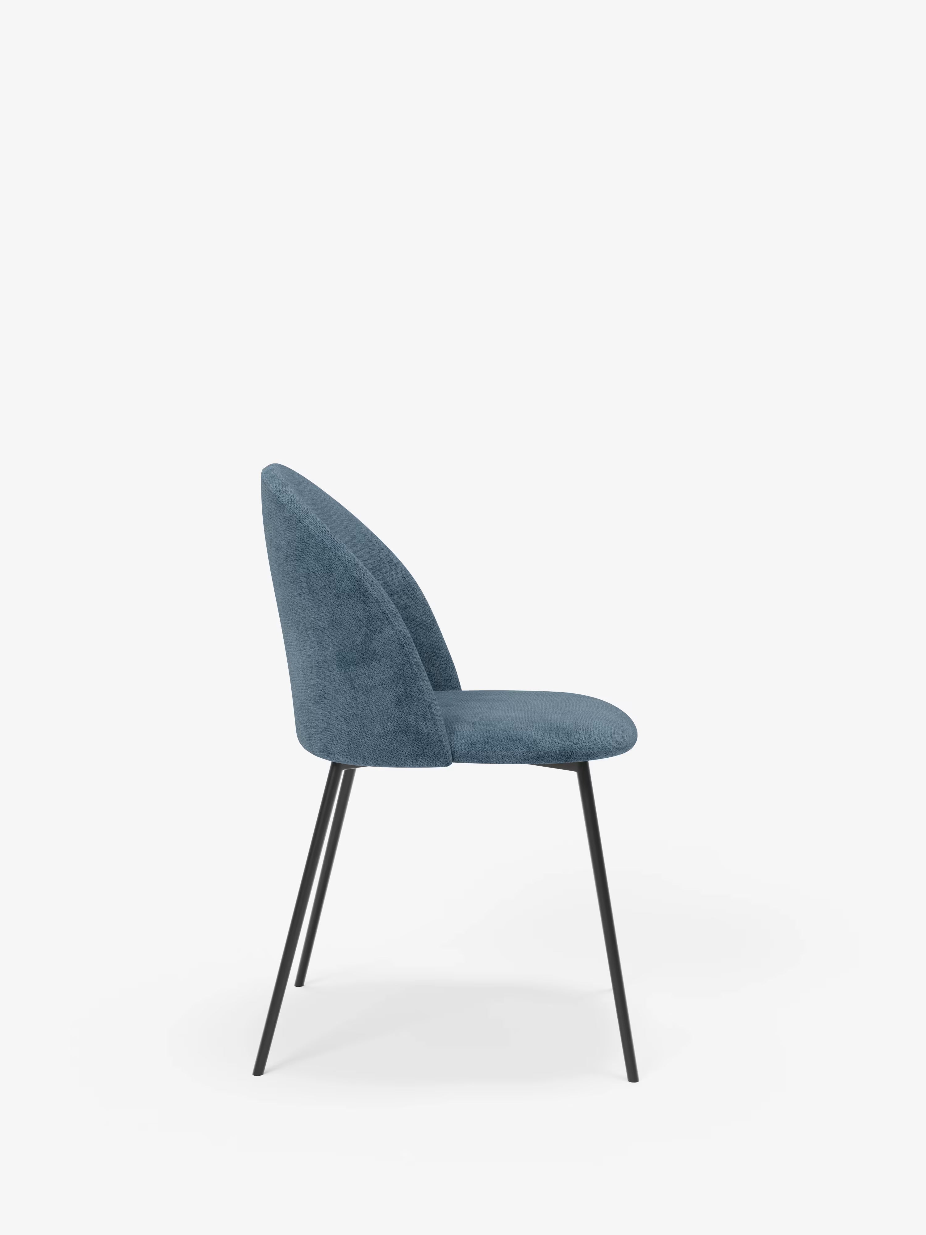 Karen chaise en velours côtelé bleu avec pieds en métal peint noir