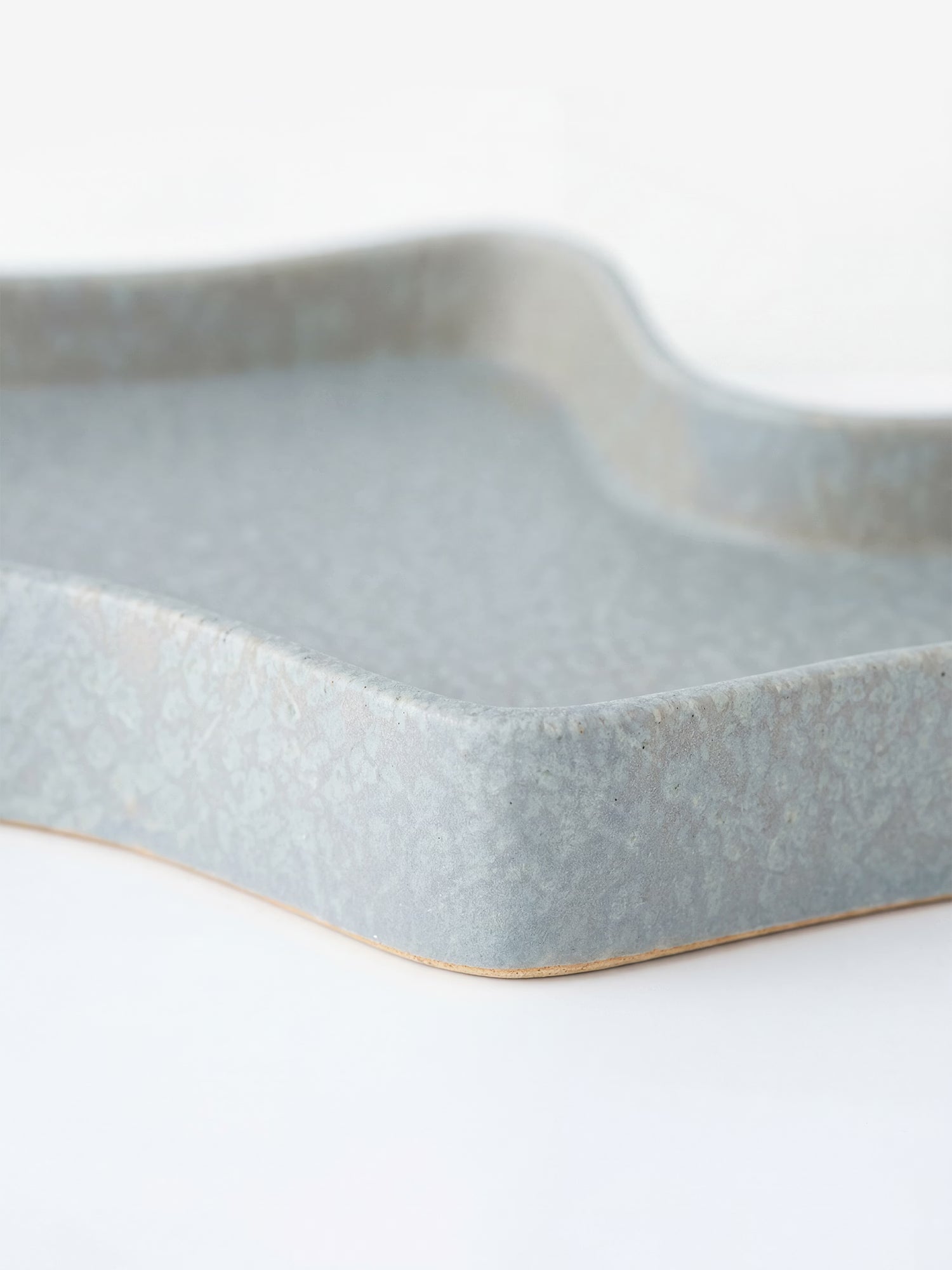 Lakey decorative tray in organic blue gres 32 cm