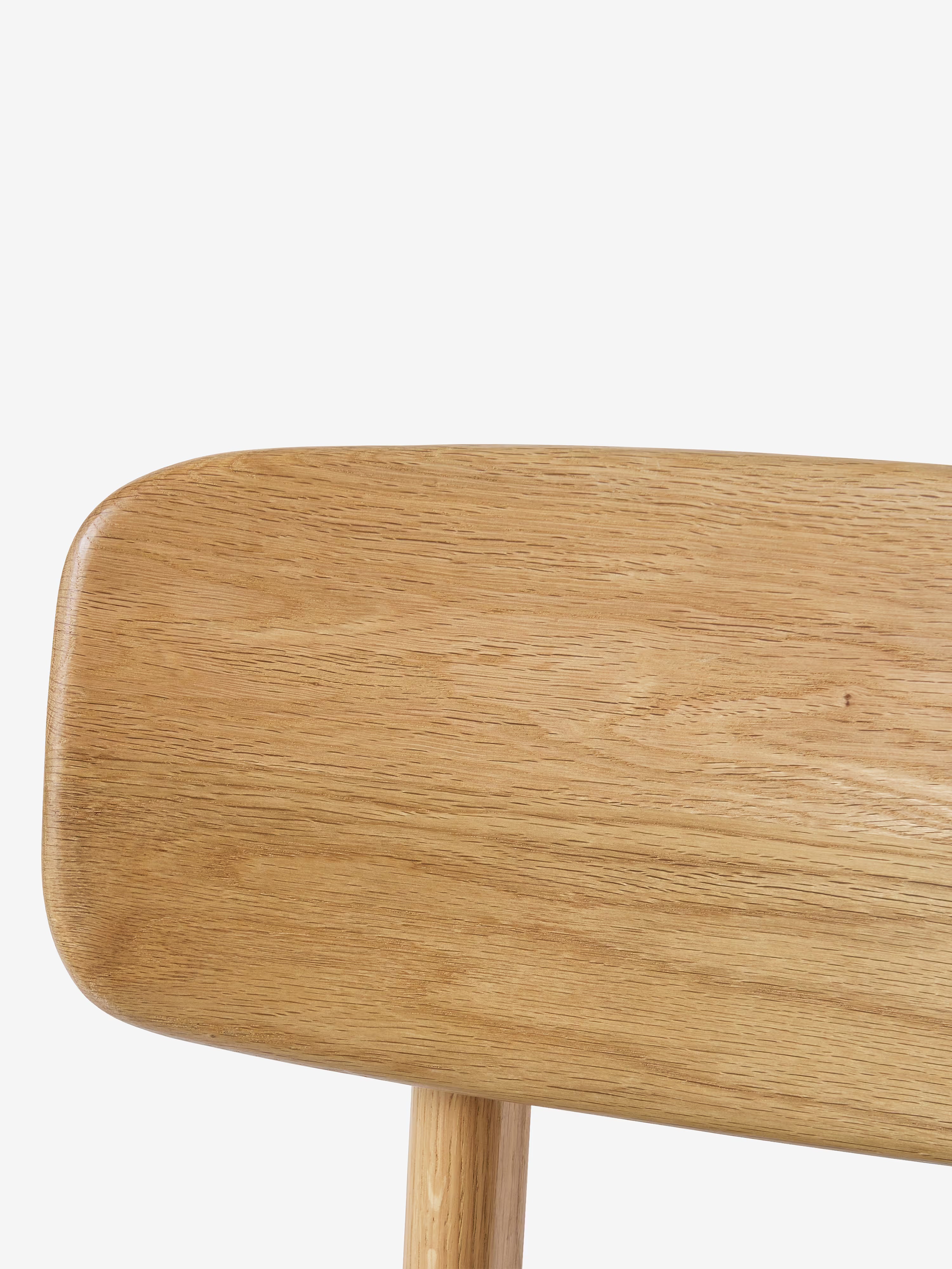 Livo Chaise en chêne massif avec assise rembourrée en tissu beige