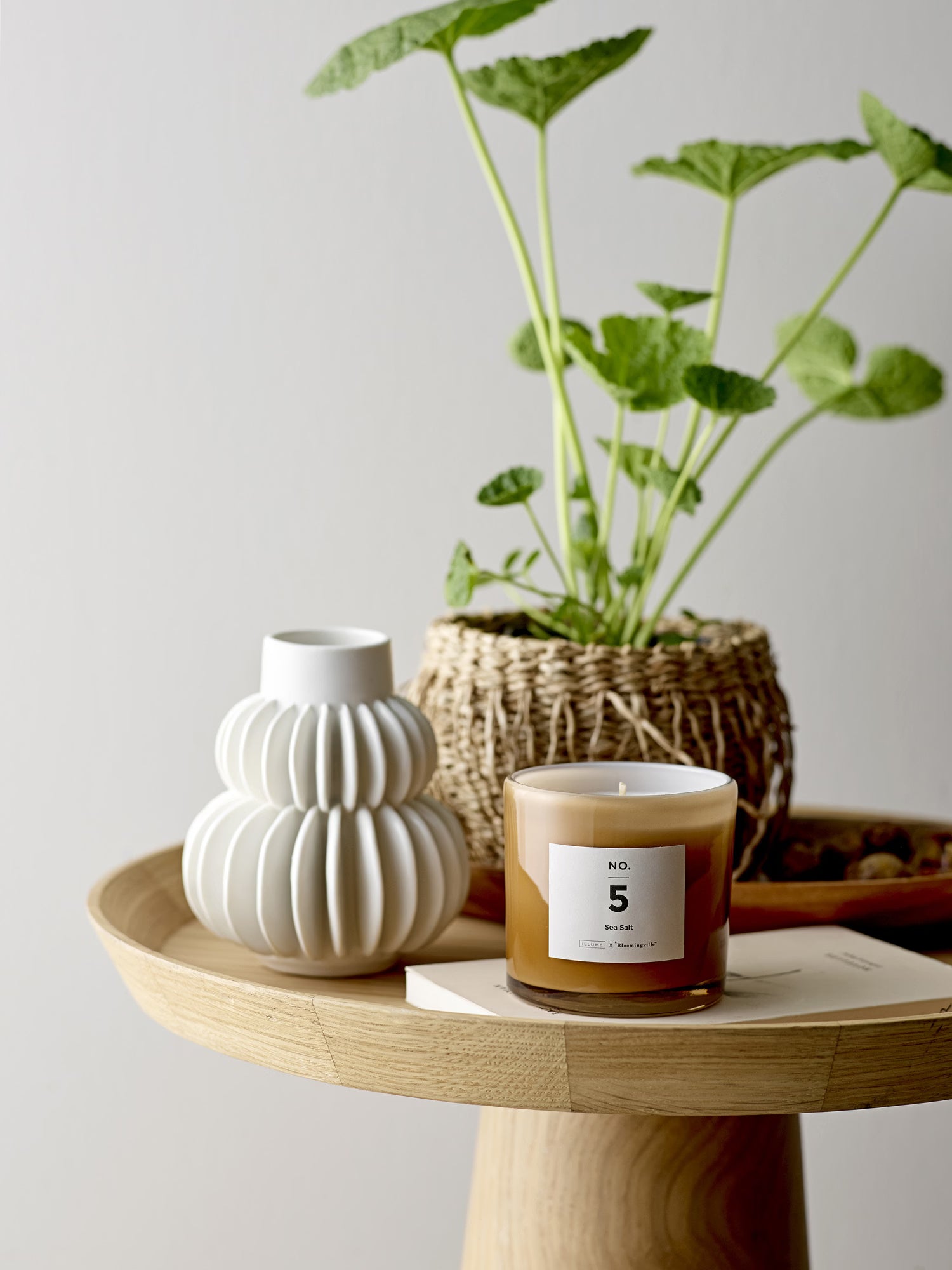 Luana Round side table in natural FSC® oak - conical side table Ø44 cm