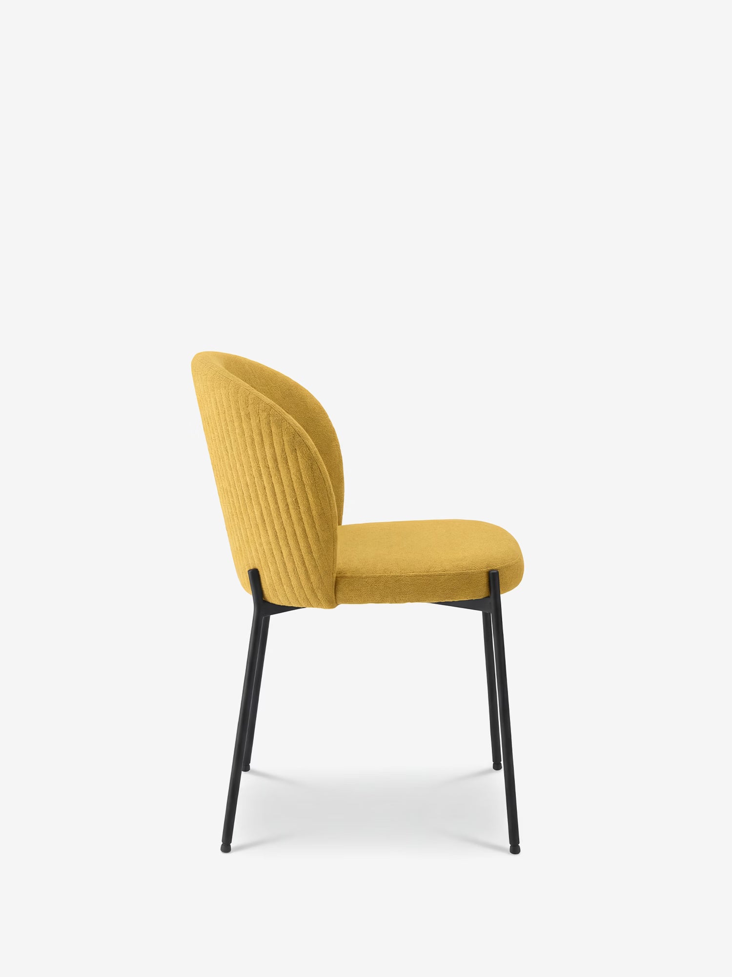 Meggie Chaise rembourrée avec travail canné en tissu et pieds en métal