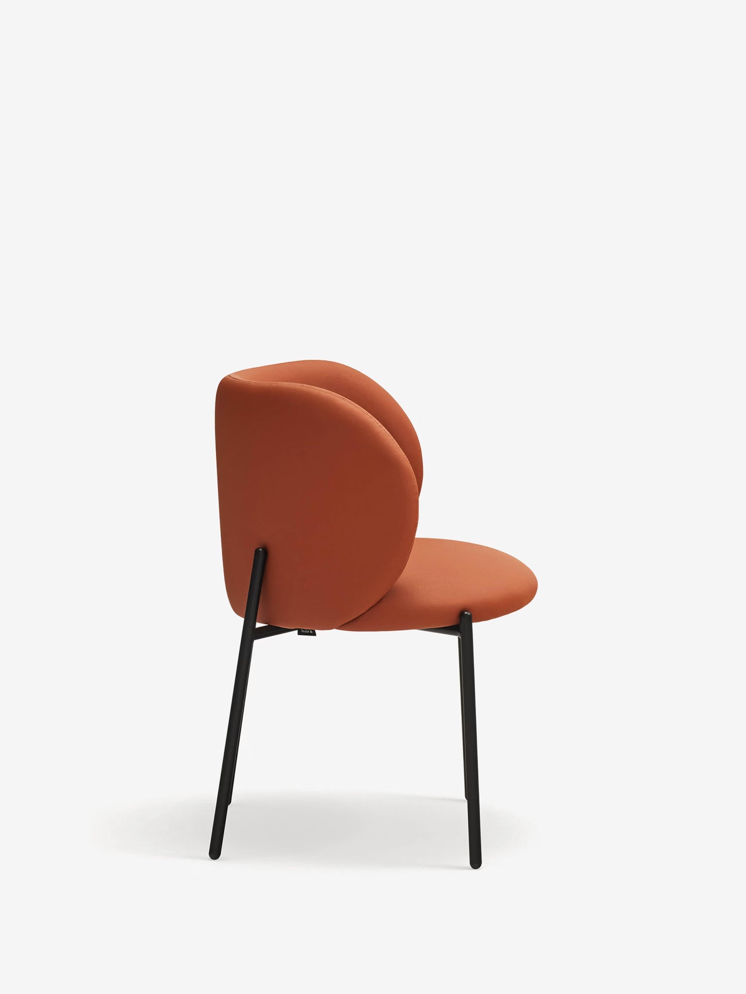 Mogi Chaise rembourrée en cuir vegan avec pieds en métal noir