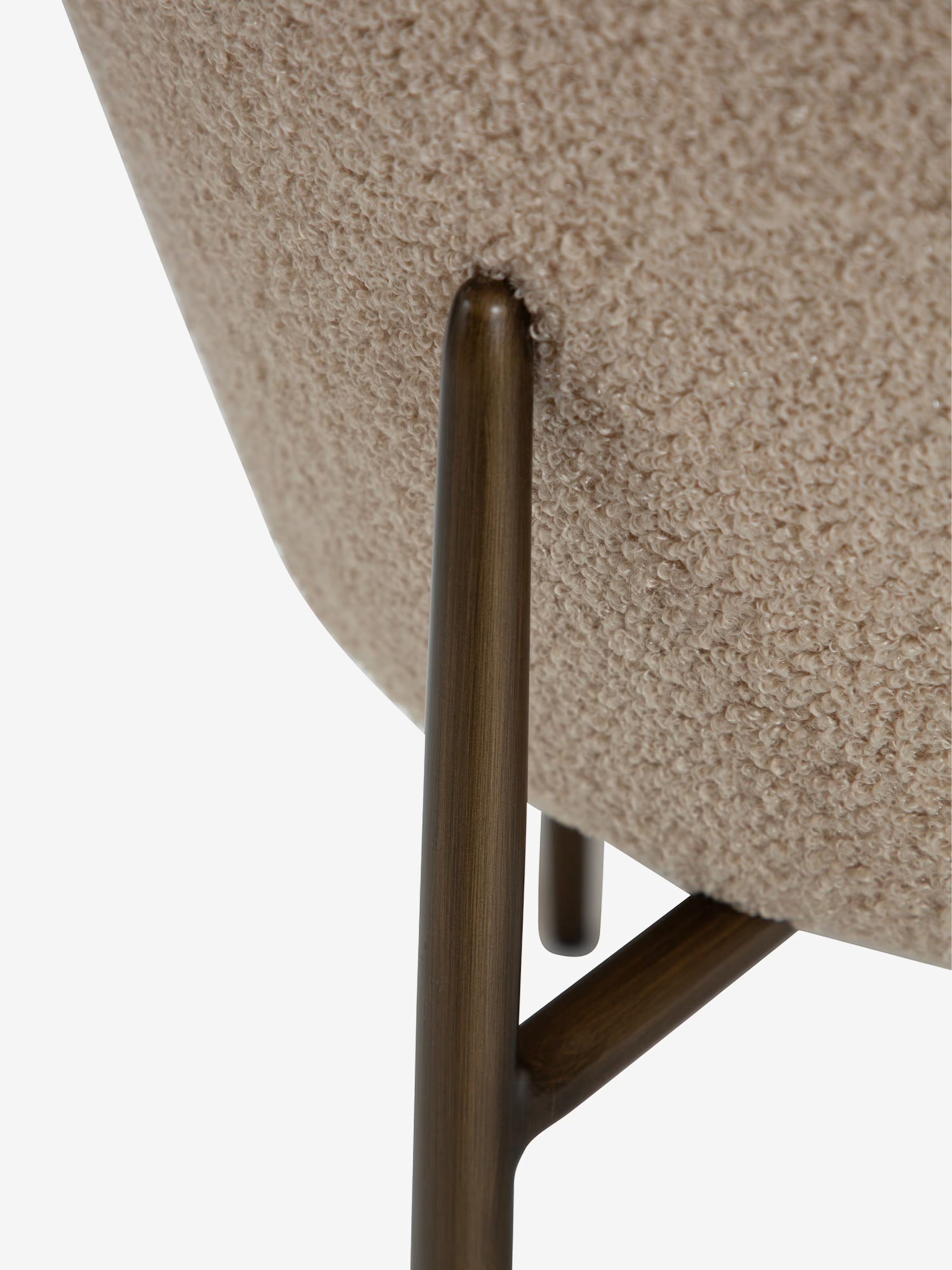 Orbit - Chaise rembourrée en bouclé RPES durable avec pieds en métal
