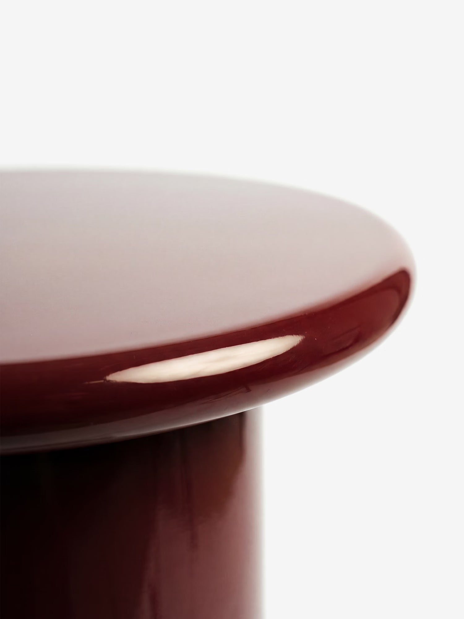 Otago Round Side Table in FSC® 100% MDF, Glossy Burgundy