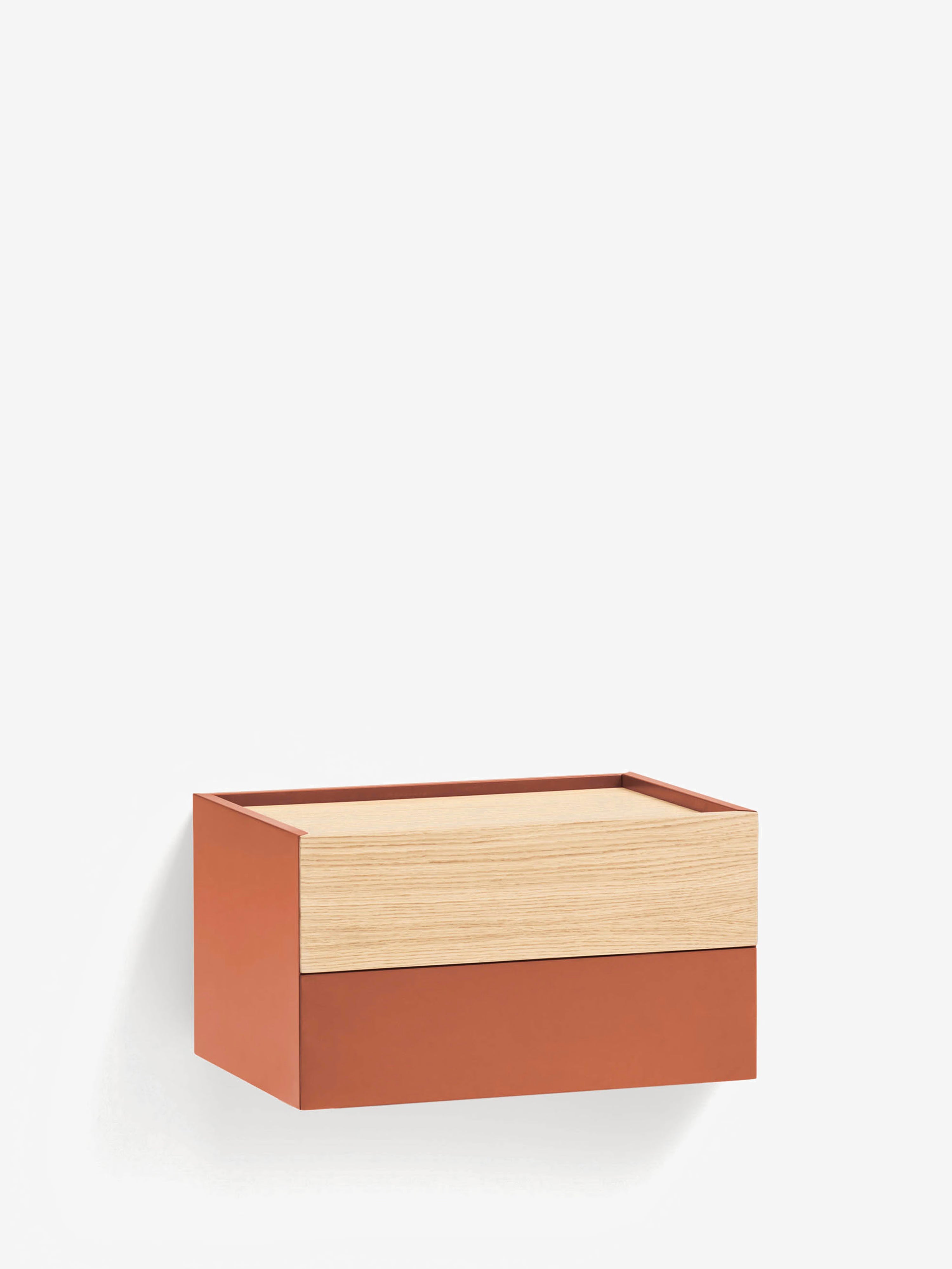 Otto comodino sospeso in rovere naturale e mdf terracotta – 50 x 29 cm