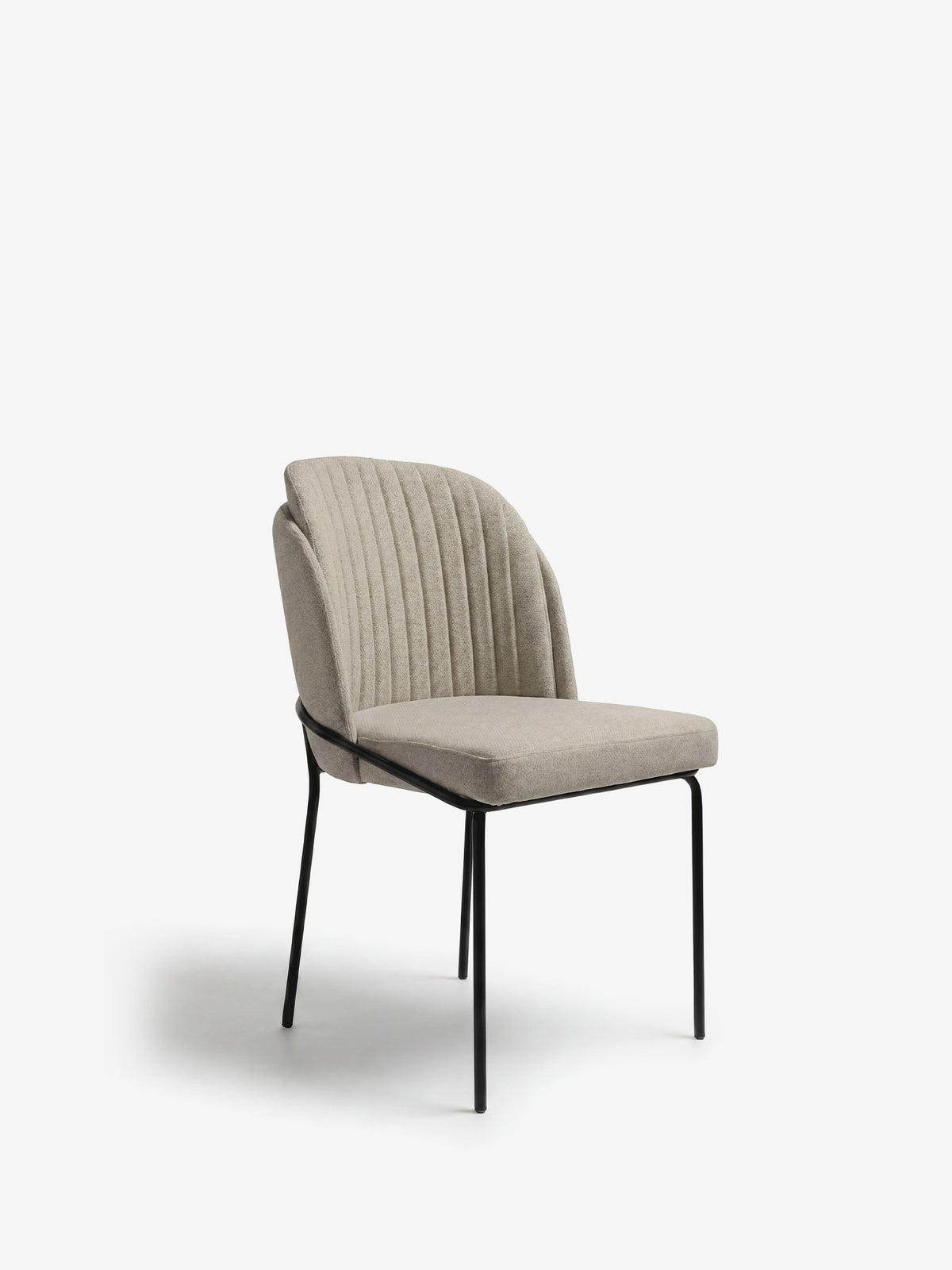 Plissé upholstered chair in waterproof cream fabric - pleated backrest and black metal legs