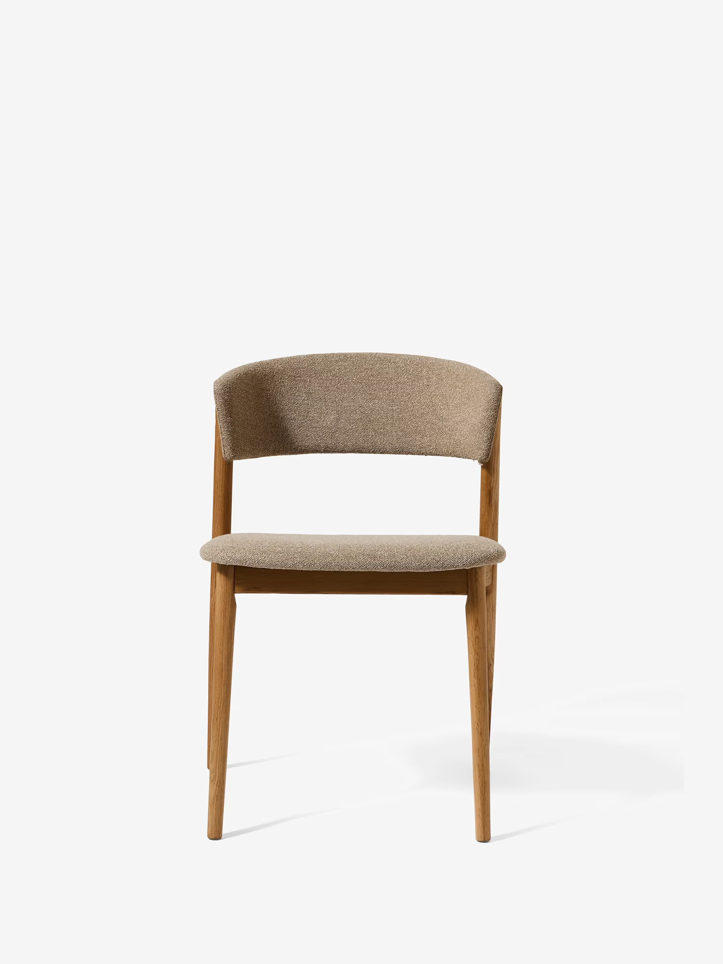 Revere chaise en velours côtelé beige et bois de chêne naturel FSC