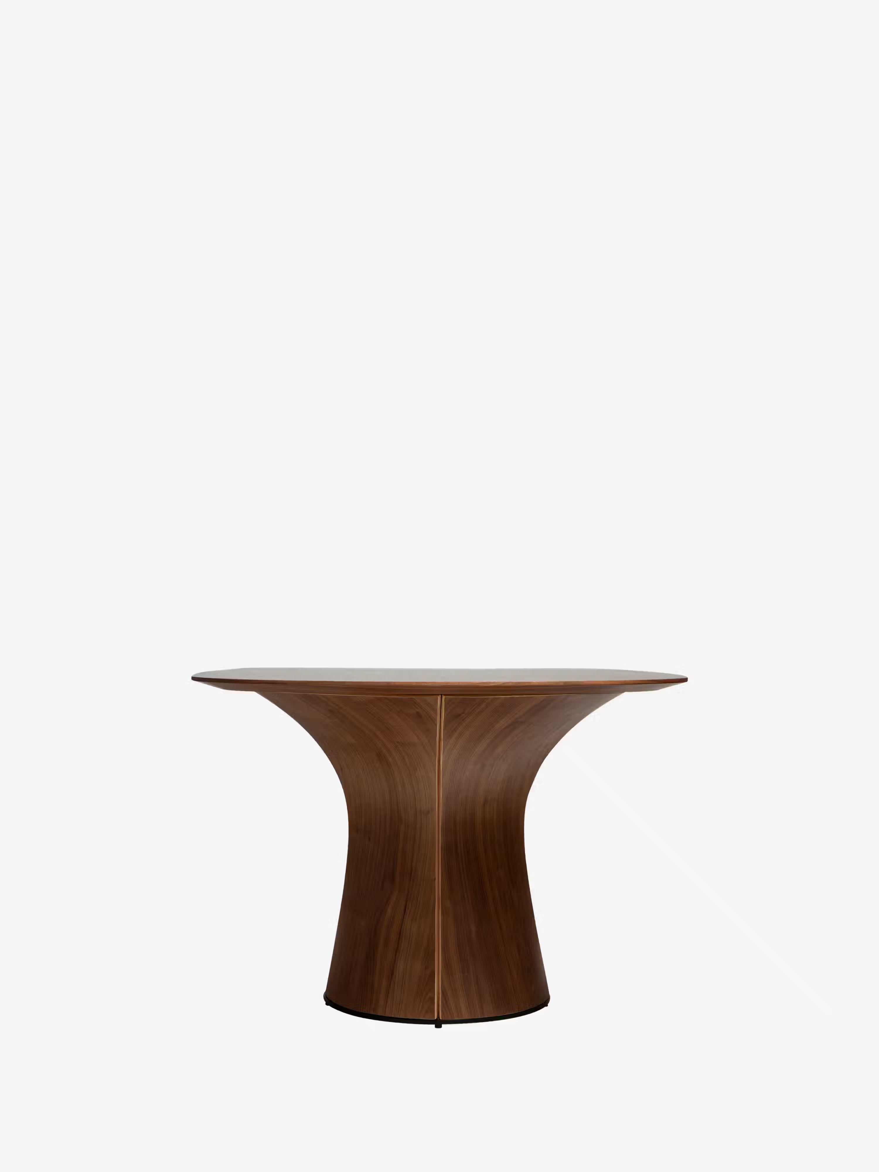 Root skulpturaler Couchtisch - Nussbaum oder helleiche 130 x 42 cm