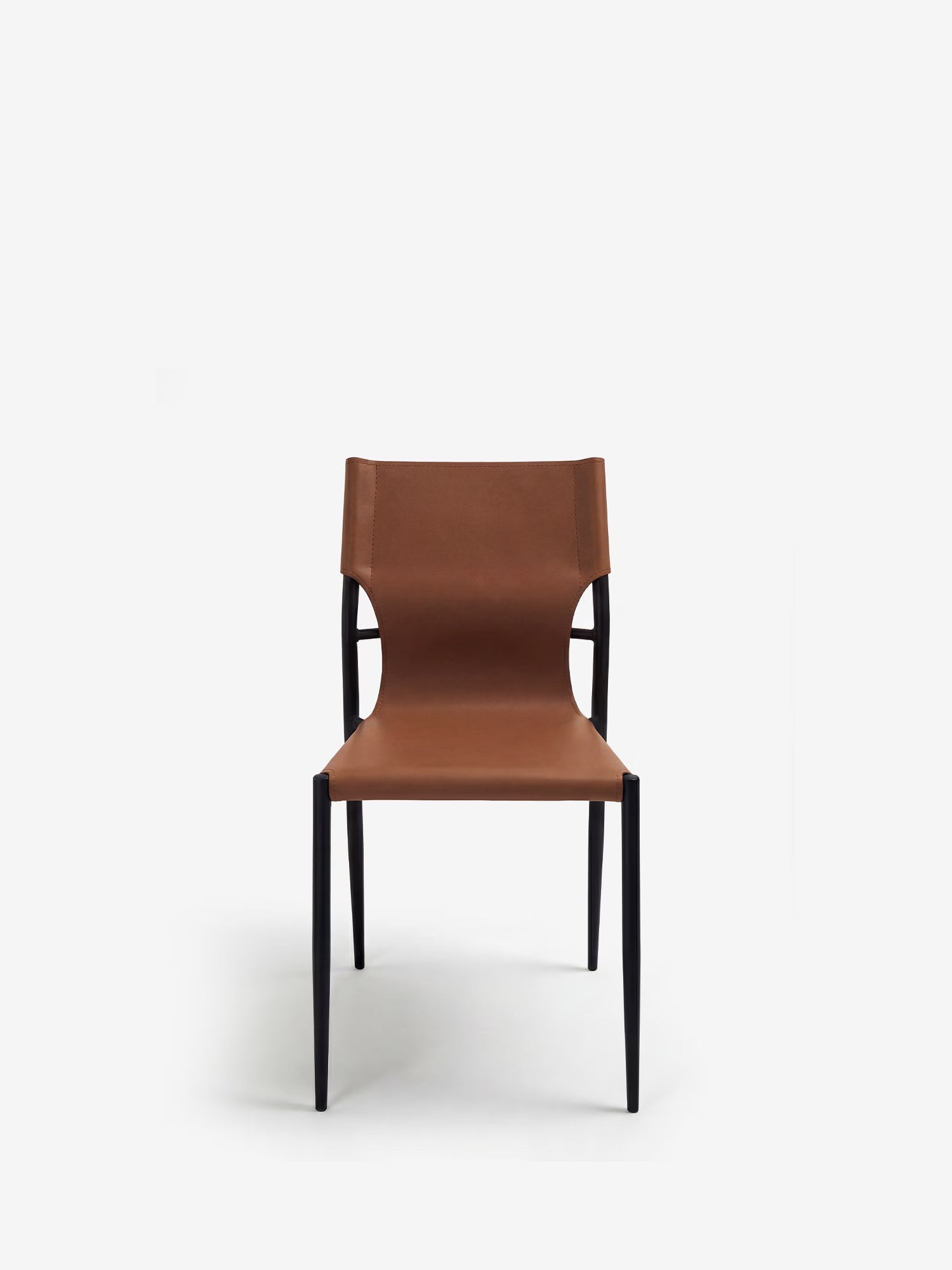 Sveva sedia di design in similcuoio con struttura in metallo nero