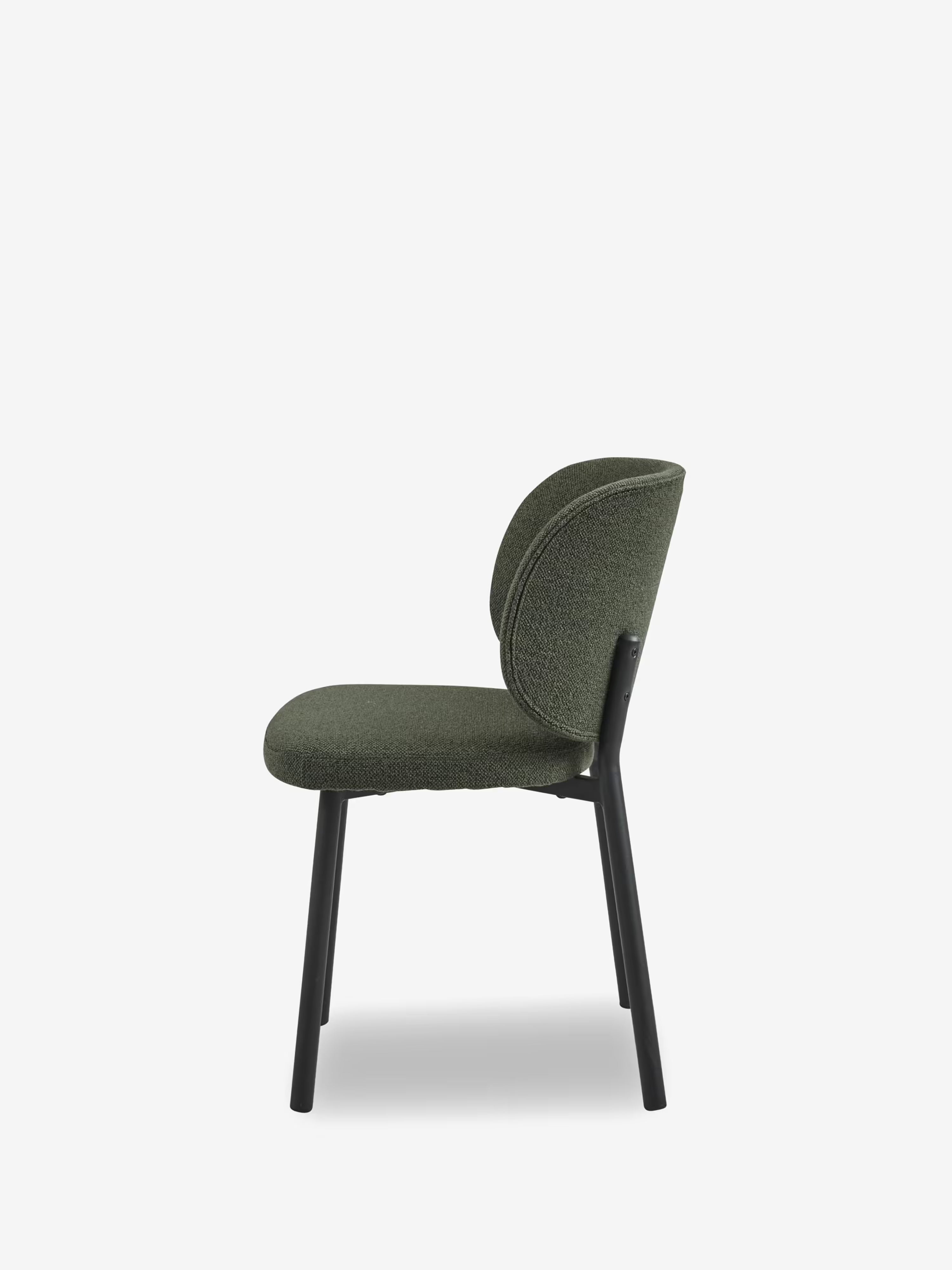 Swan Chaise en bouclé doux tendance certifié avec pieds noirs en métal